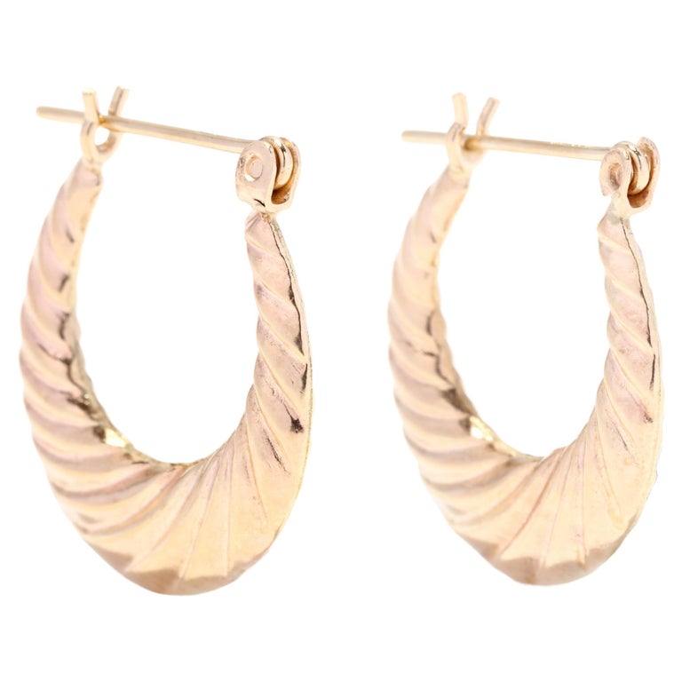 Vintage Tapered Ridged Small Hoop Earrings, 14K Gold, Small Gold Hoops at  1stDibs