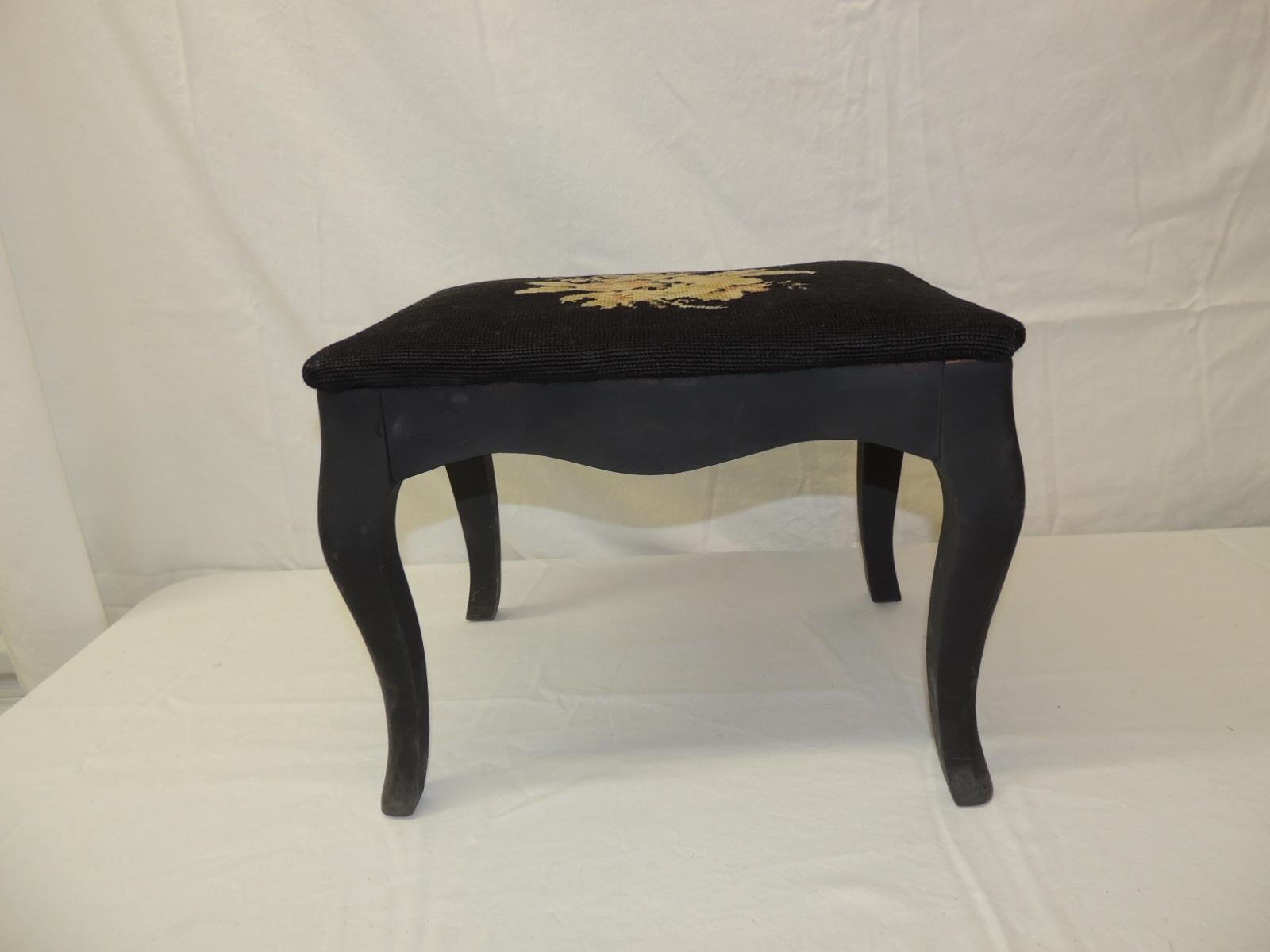 Vintage tapestry footstool with chalky dark gray painted cabriolet four legs
Measures: 15 x 12 x 11.5.
 