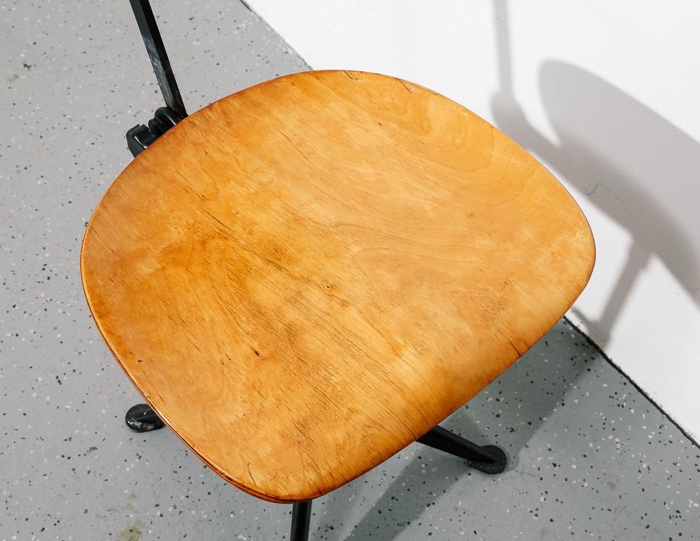 Vintage Task Stool in the manner of Jean Prouvé In Good Condition In Brooklyn, NY