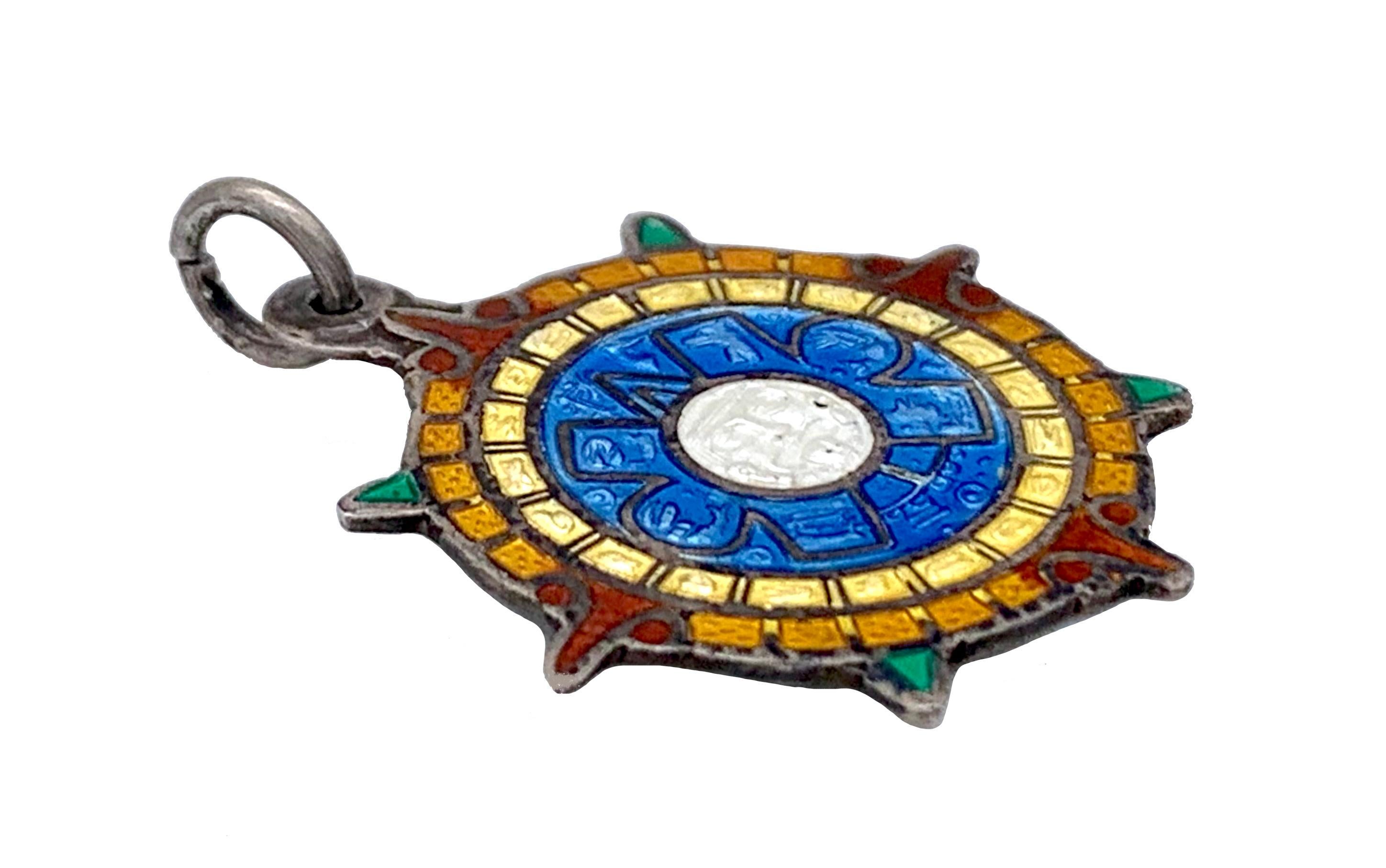 Vintage Taxco Aztec Motif Polychrome Guilloché Enamel Sterling Silver Pendant In Good Condition For Sale In Munich, Bavaria