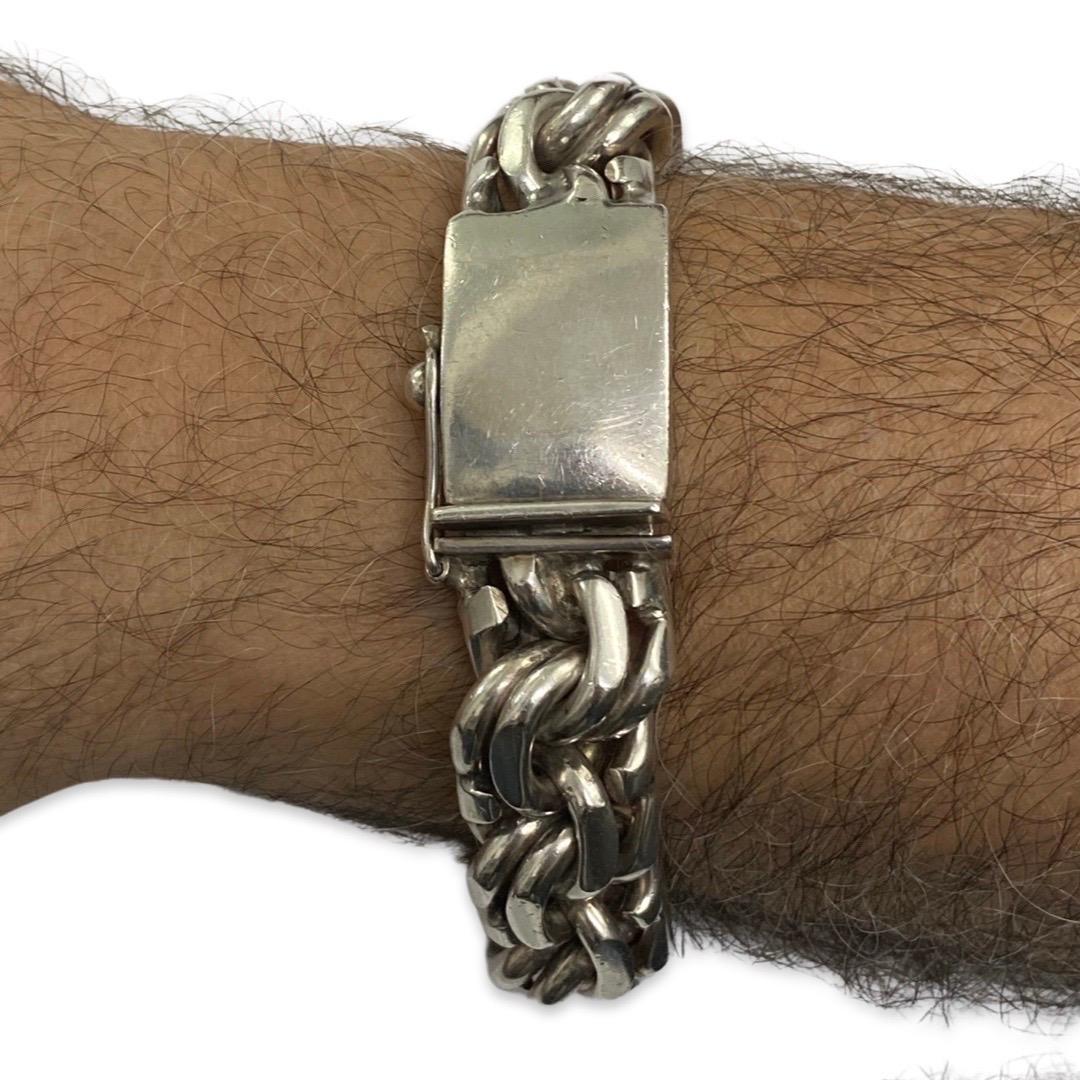 Vintage Taxco Men's 18mm Byzantine Link Heavy Solid Sterling Silver Bracelet In Good Condition For Sale In Miami, FL