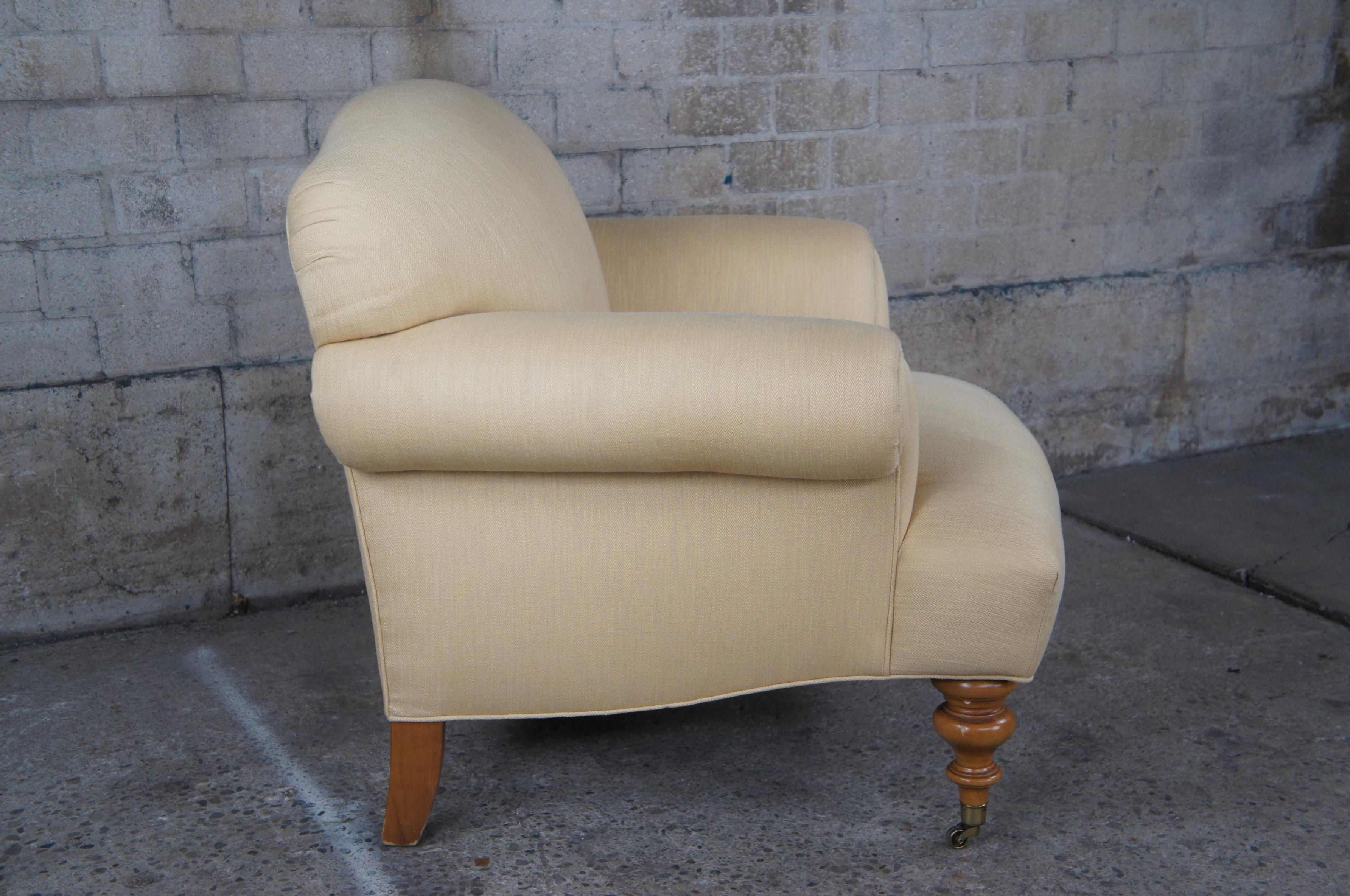 20th Century Vintage Taylor King Beige Herringbone Rolled Arm Club Lounge Library Chair 40