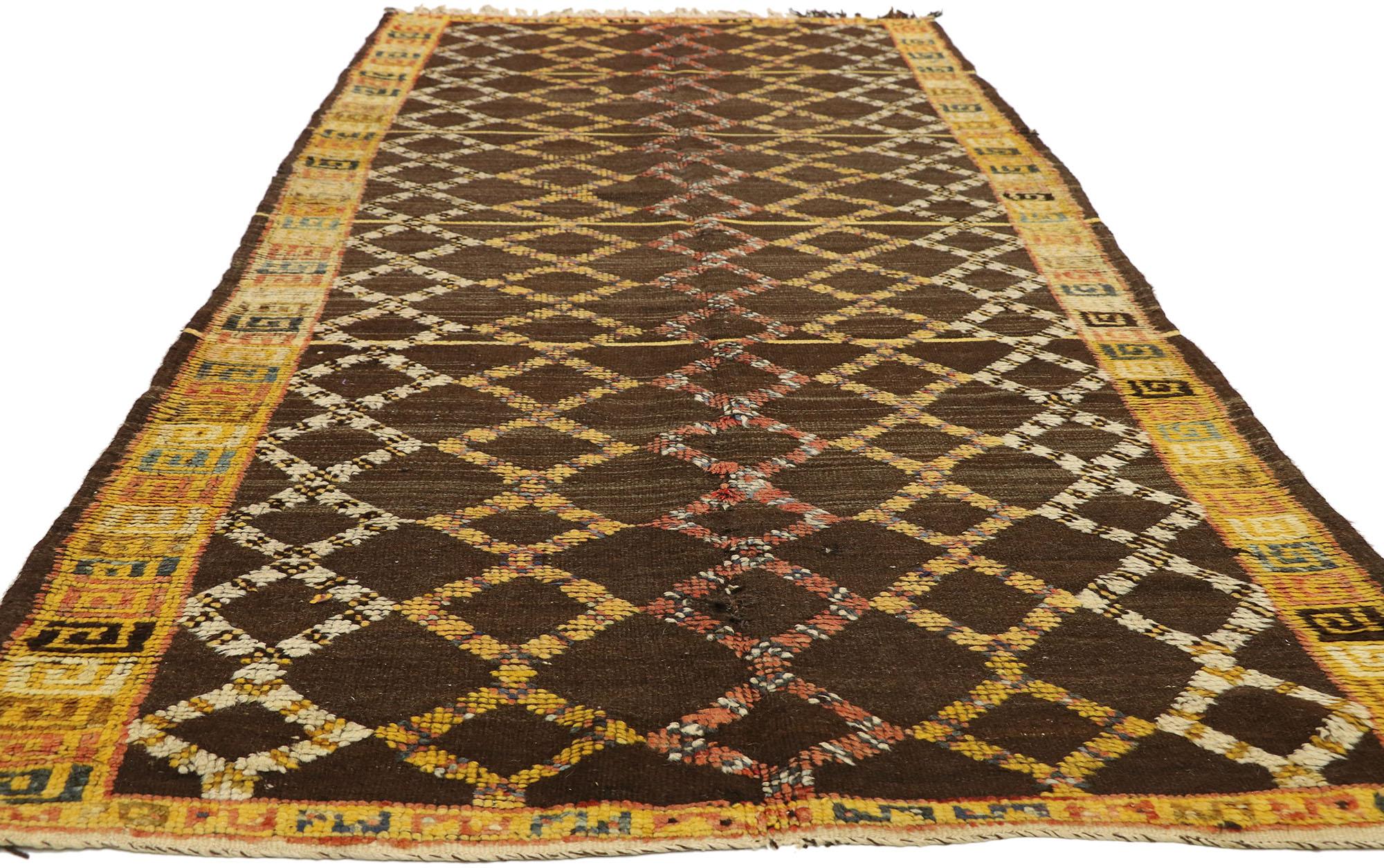 20196 Vintage Taznakht Moroccan Rug, 04'05 x 10'00. Step into the captivating narrative of the Taznakht Tribe's rich heritage, where artisans of the High Atlas Mountains in southern Morocco intricately fashioned this hand-knotted wool vintage Ait