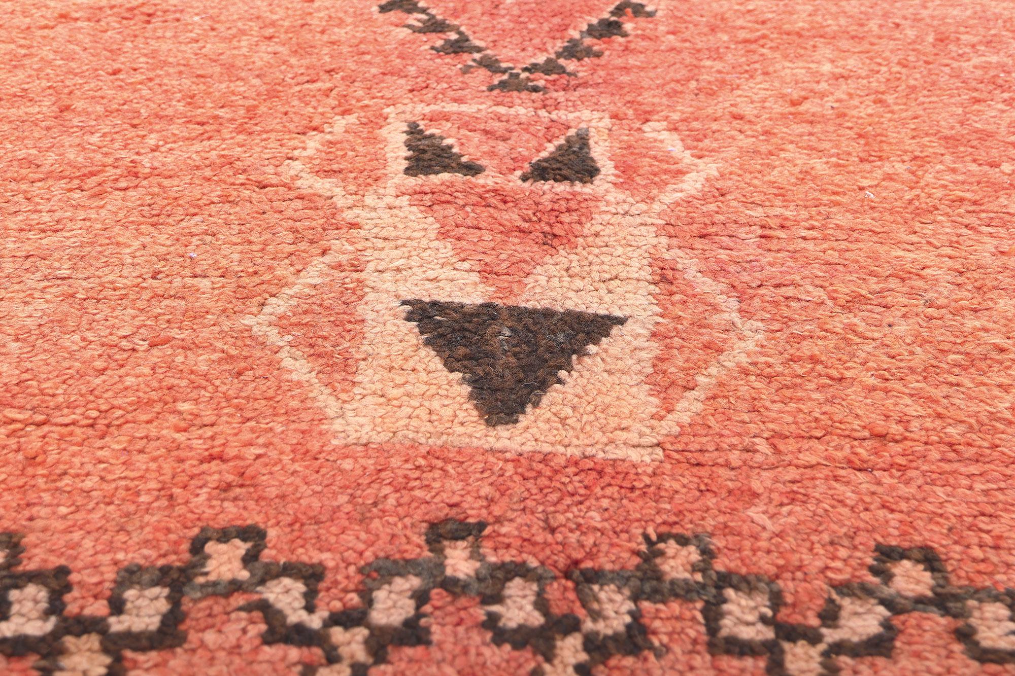 Vintage Taznakht Moroccan Rug, Southwest Desert Style Meets Tribal Enchantment In Good Condition For Sale In Dallas, TX