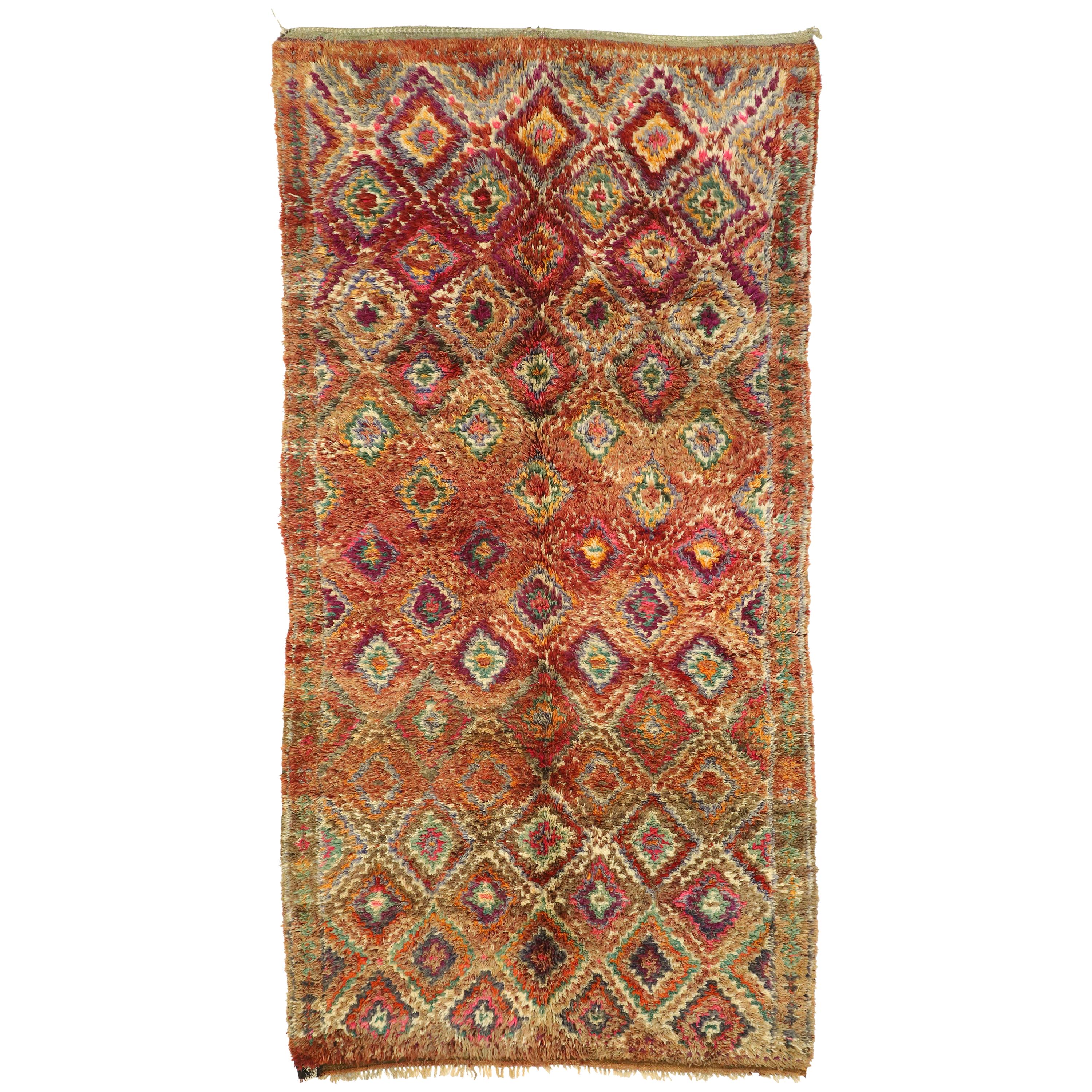 Tapis marocain vintage Taznakht à motif de diamants et style moderne du milieu du siècle dernier