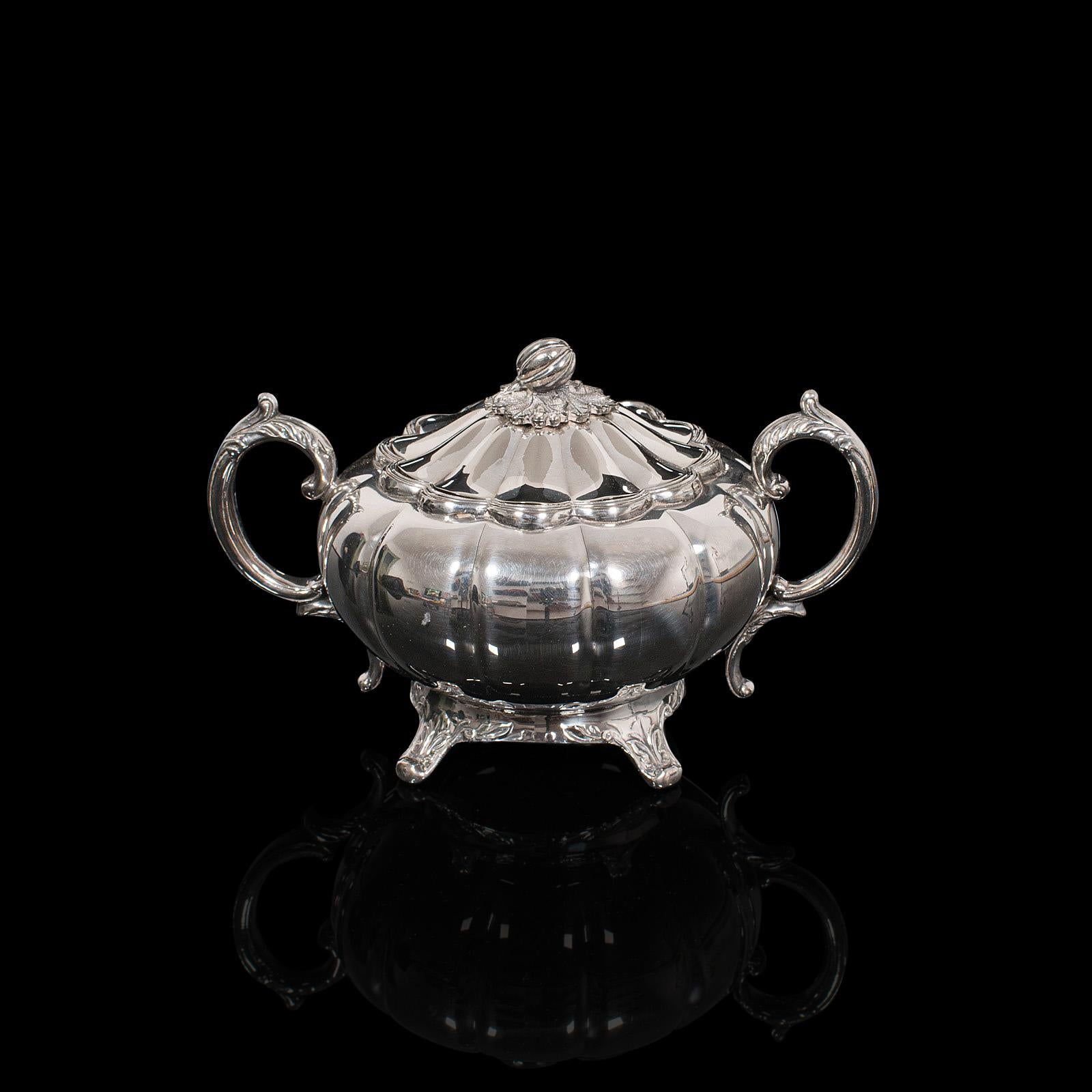 Vintage Tea Service, English, Silver Plated, Teapot, Dish, Viners of Sheffield For Sale 2