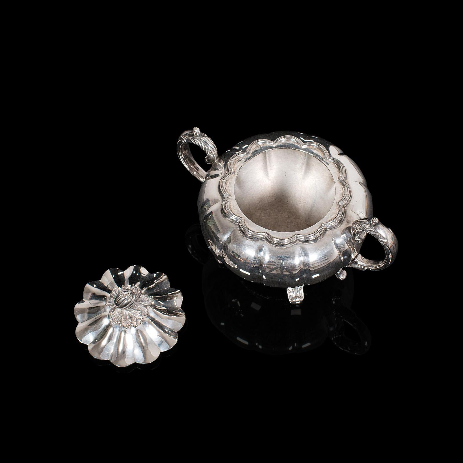 Vintage Tea Service, English, Silver Plated, Teapot, Dish, Viners of Sheffield For Sale 3