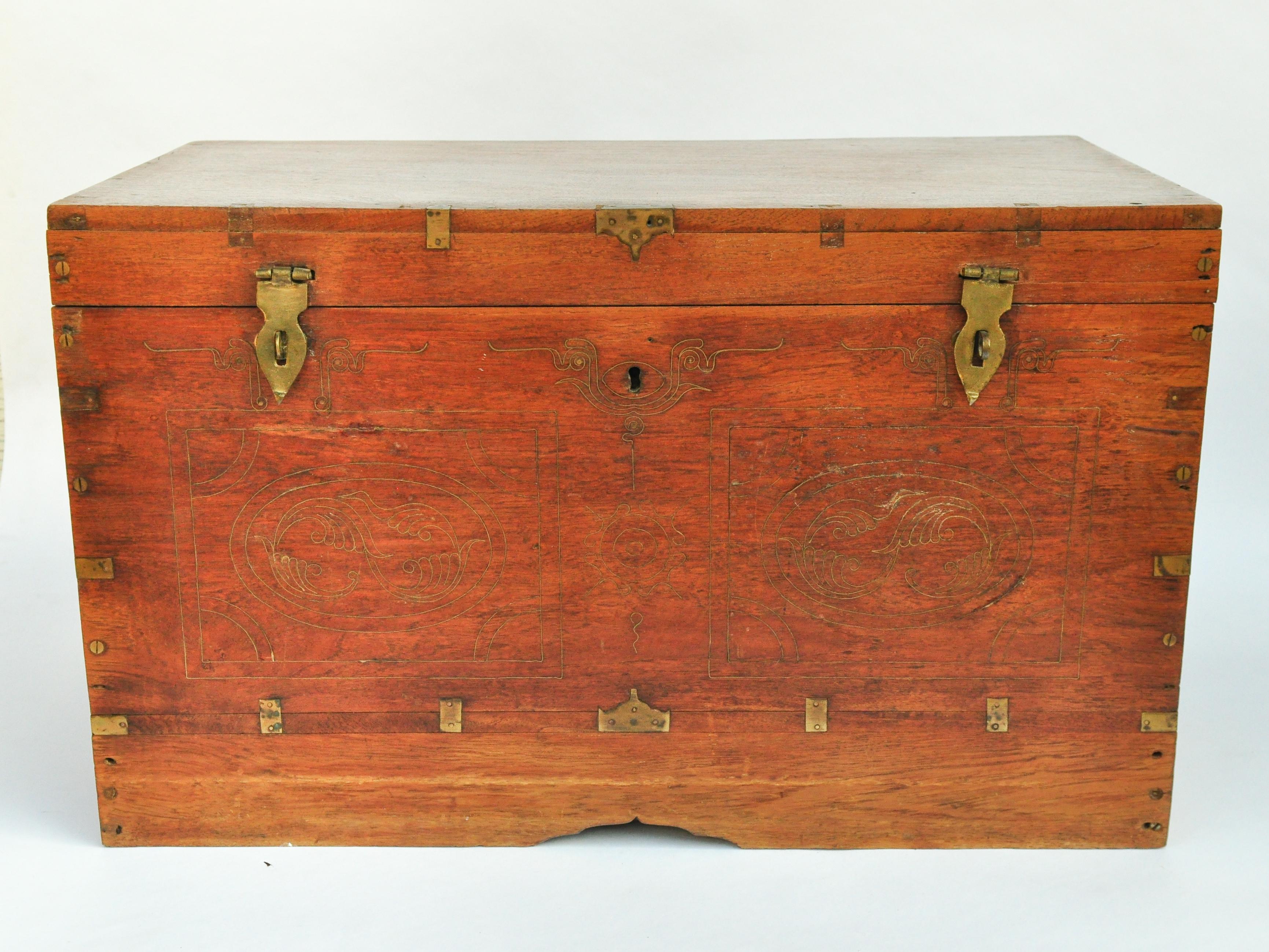 Vintage Teak Actors Chest from Burma. Early to Mid-20th Century
This chest traditionally would have been used by an actor in a traveling troop of performers, to store costumes, accessories and make up. From the outside, it presents a simple