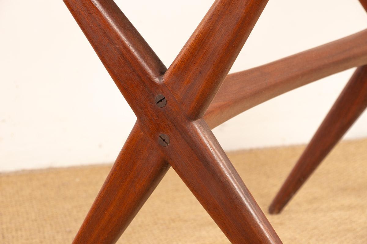 Vintage teak adjustable Scandinavian table, dining and coffee by Frederik Kayser For Sale 4