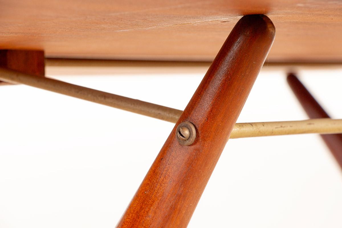 Vintage teak adjustable Scandinavian table, dining and coffee by Frederik Kayser For Sale 8