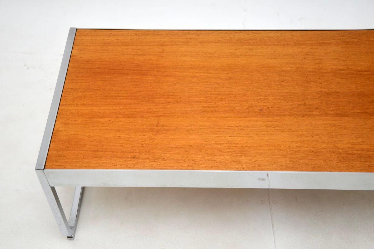 Couchtisch aus Teakholz und Chrom von Howard Miller, Vintage (Ende des 20. Jahrhunderts)