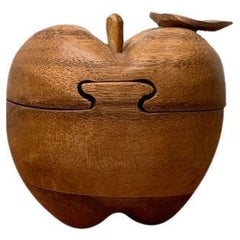 Secret Box in Apfelform aus Teakholz, 1970er Jahre
