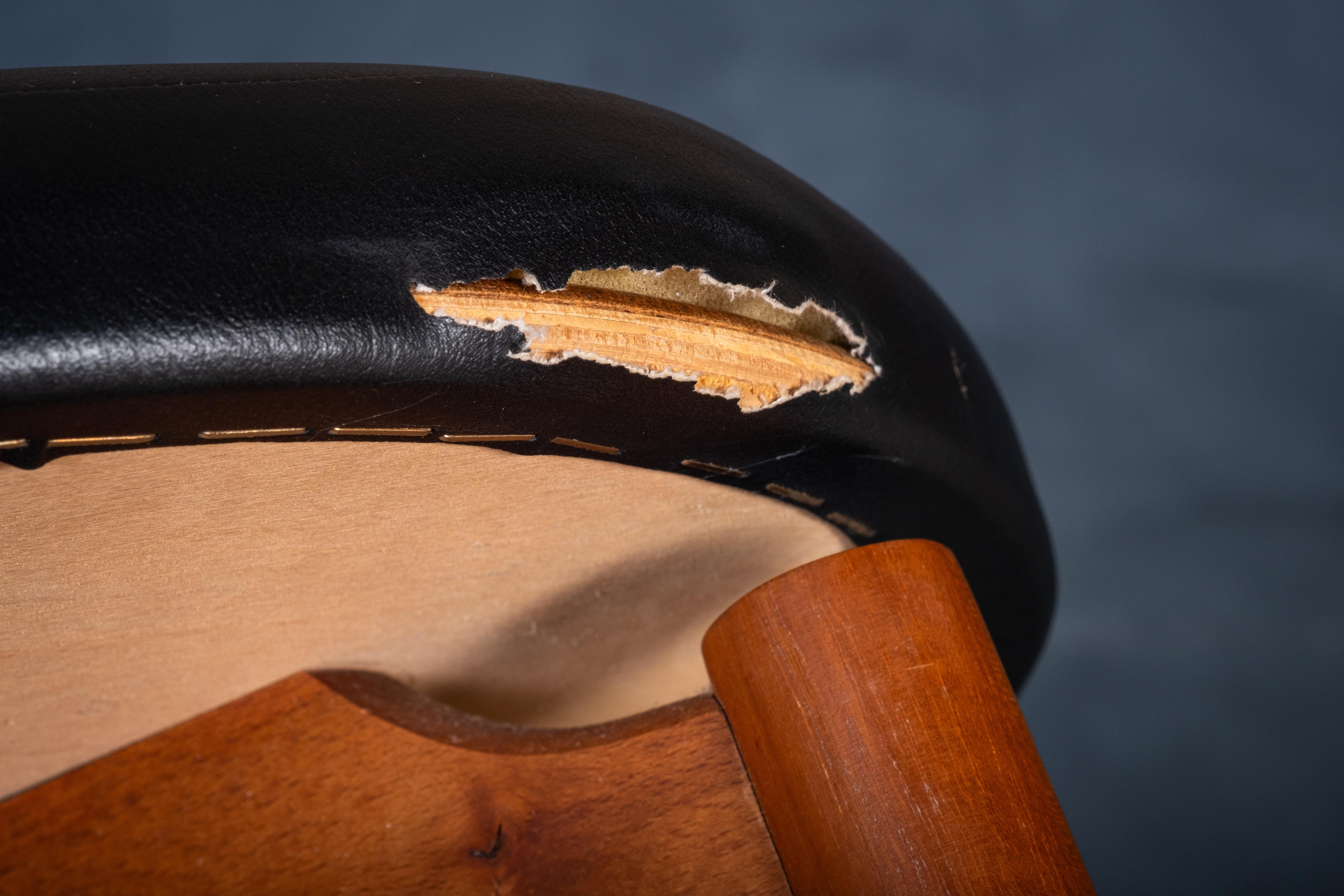 Vintage Teak Bar Stools by Hugo Frandsen for Spøttrup Møbelfabrik, 1960s In Good Condition For Sale In Nørre Aaby, DK