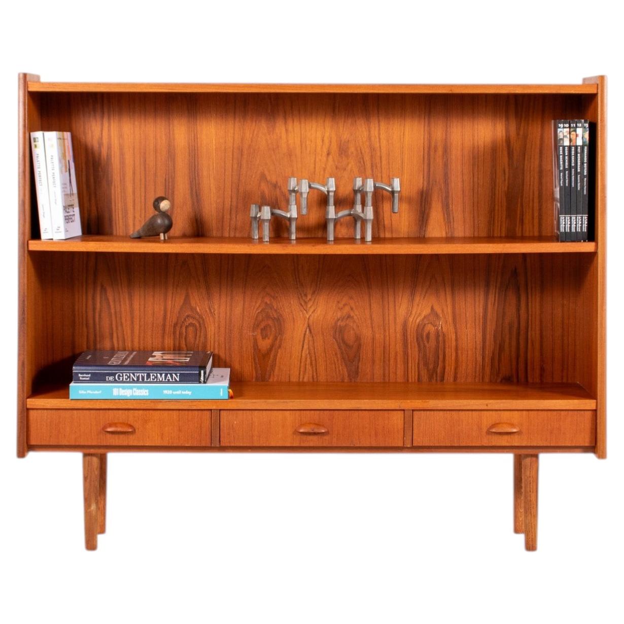 Vintage-Bücherregal aus Teakholz mit Schubladen – skandinavischer Schrank aus der Mitte des Jahrhunderts