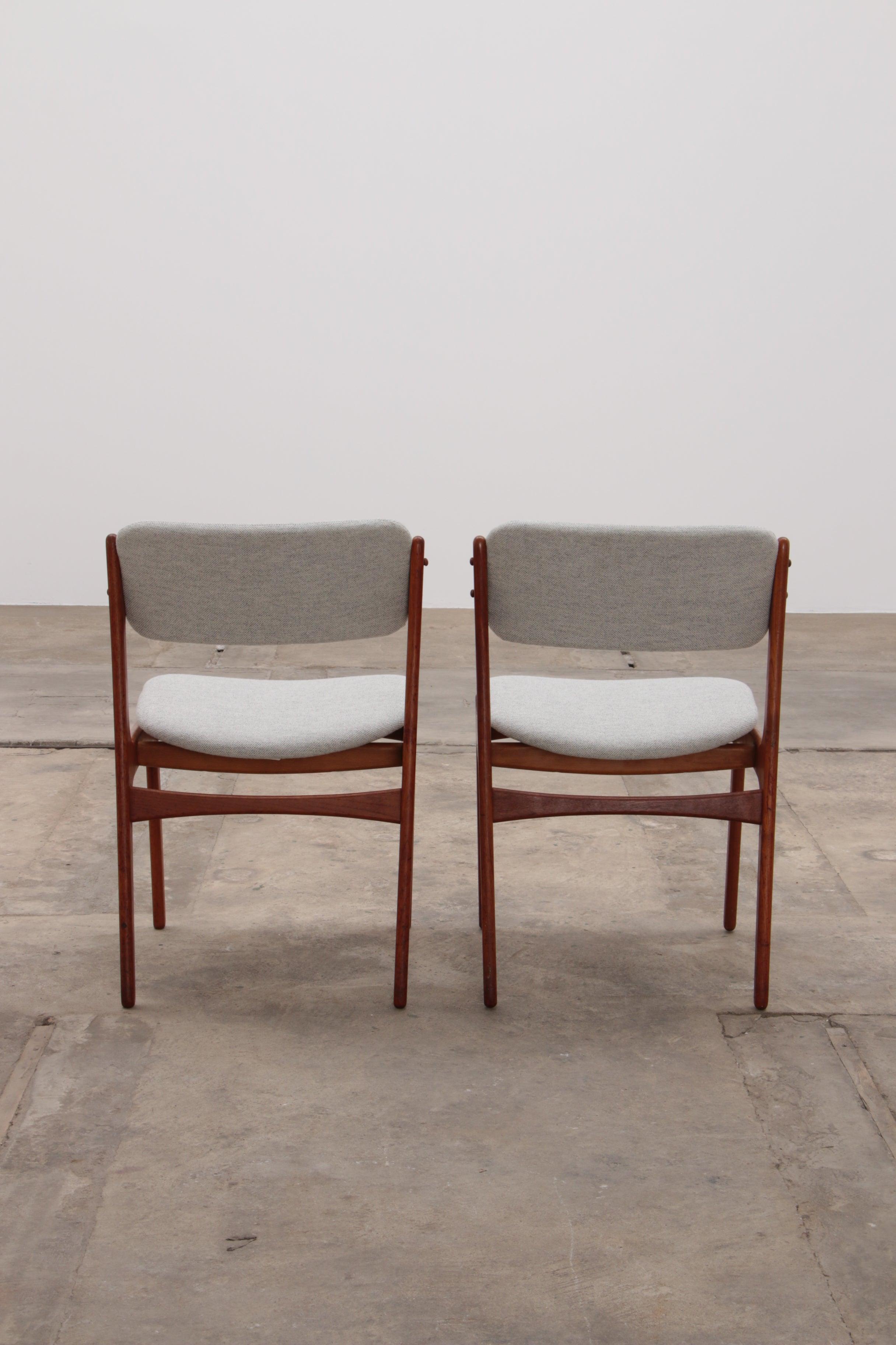 Fabric Vintage Teak Chairs Erik Buch Model 49 - Set of 2