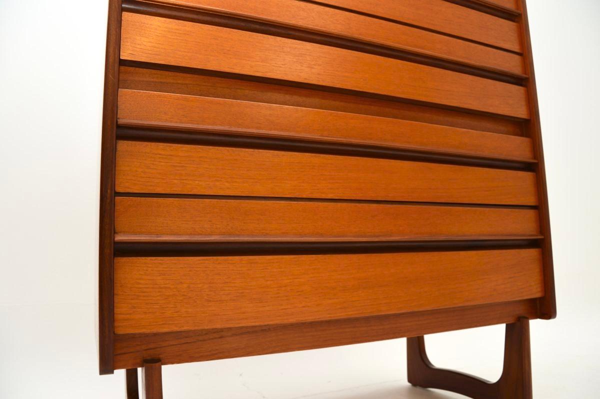 Cassettiera in teak vintage di William Lawrence in vendita 3