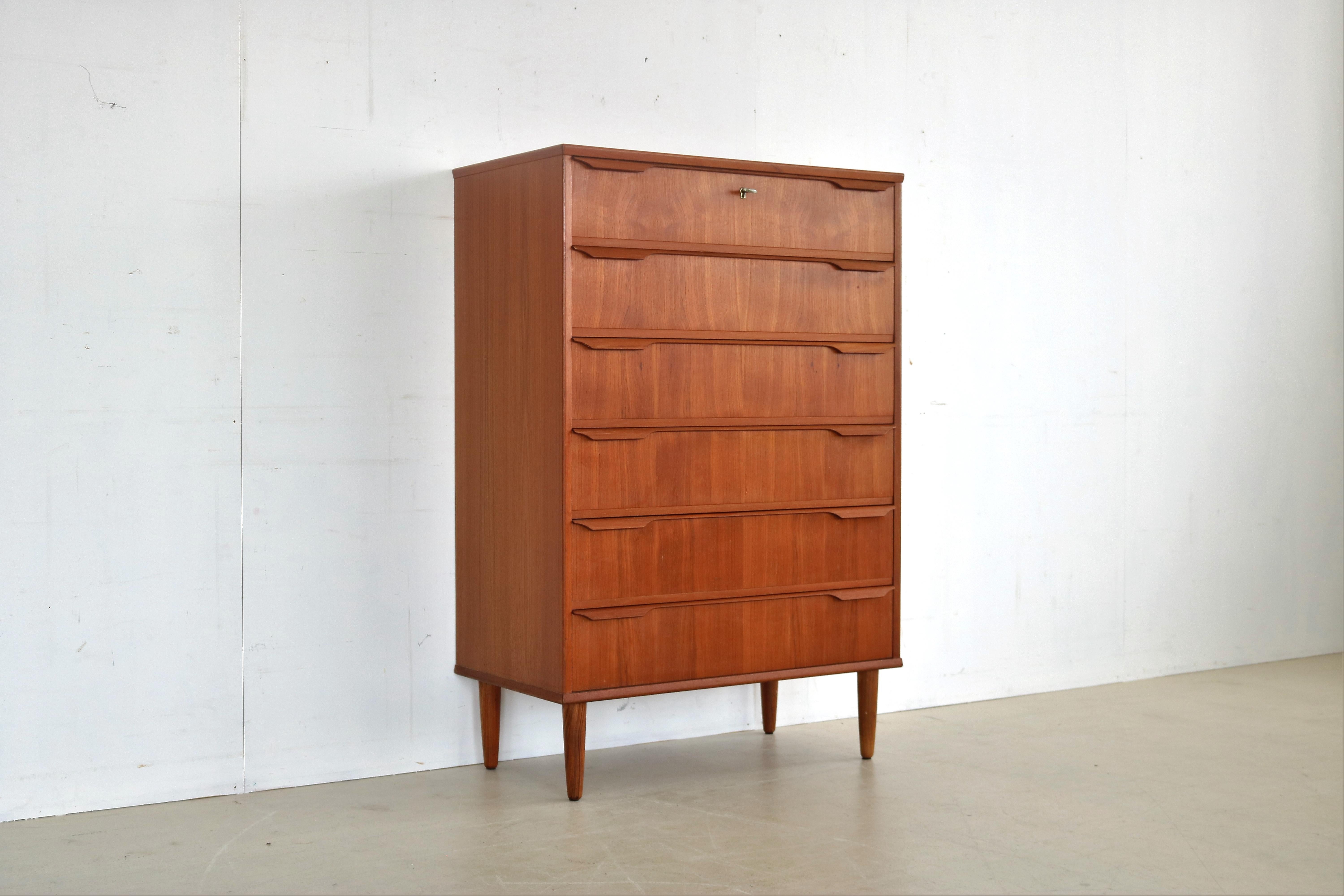 Mid-20th Century Vintage Teak Chest of Drawers Cabinet 60s Danish