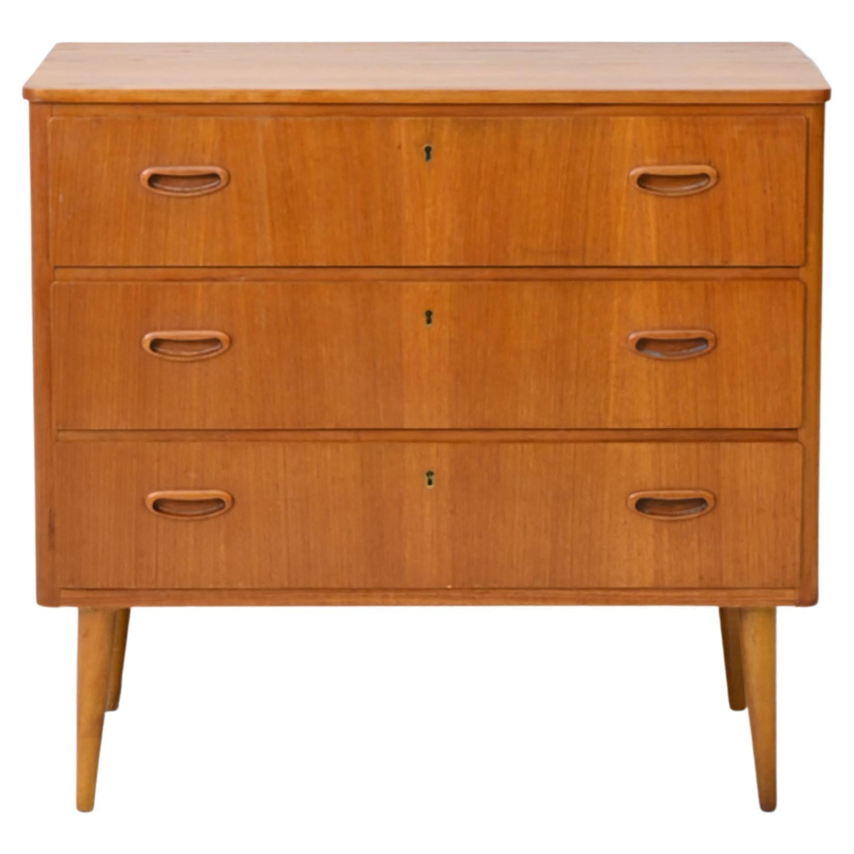 Domino Chest of Drawers Teak Vintage, 19601970 at 1stDibs