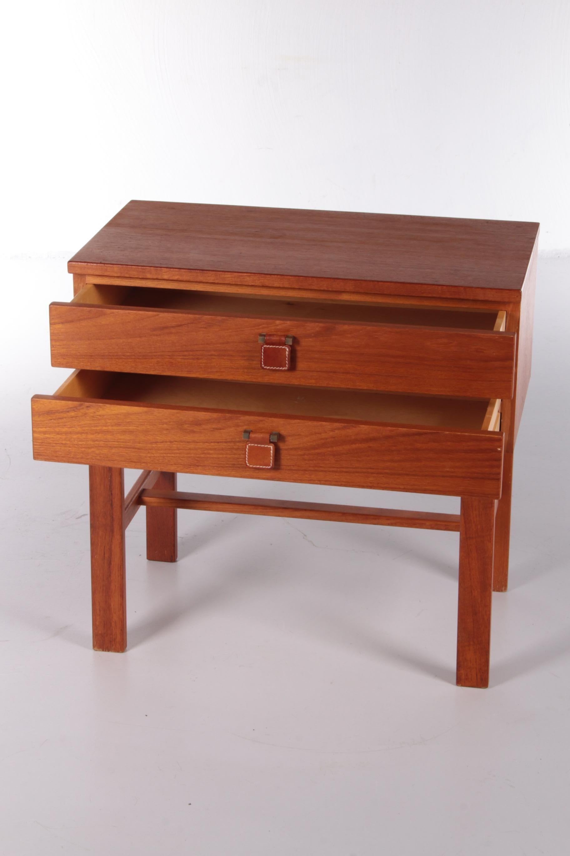 chest of drawers leather handles