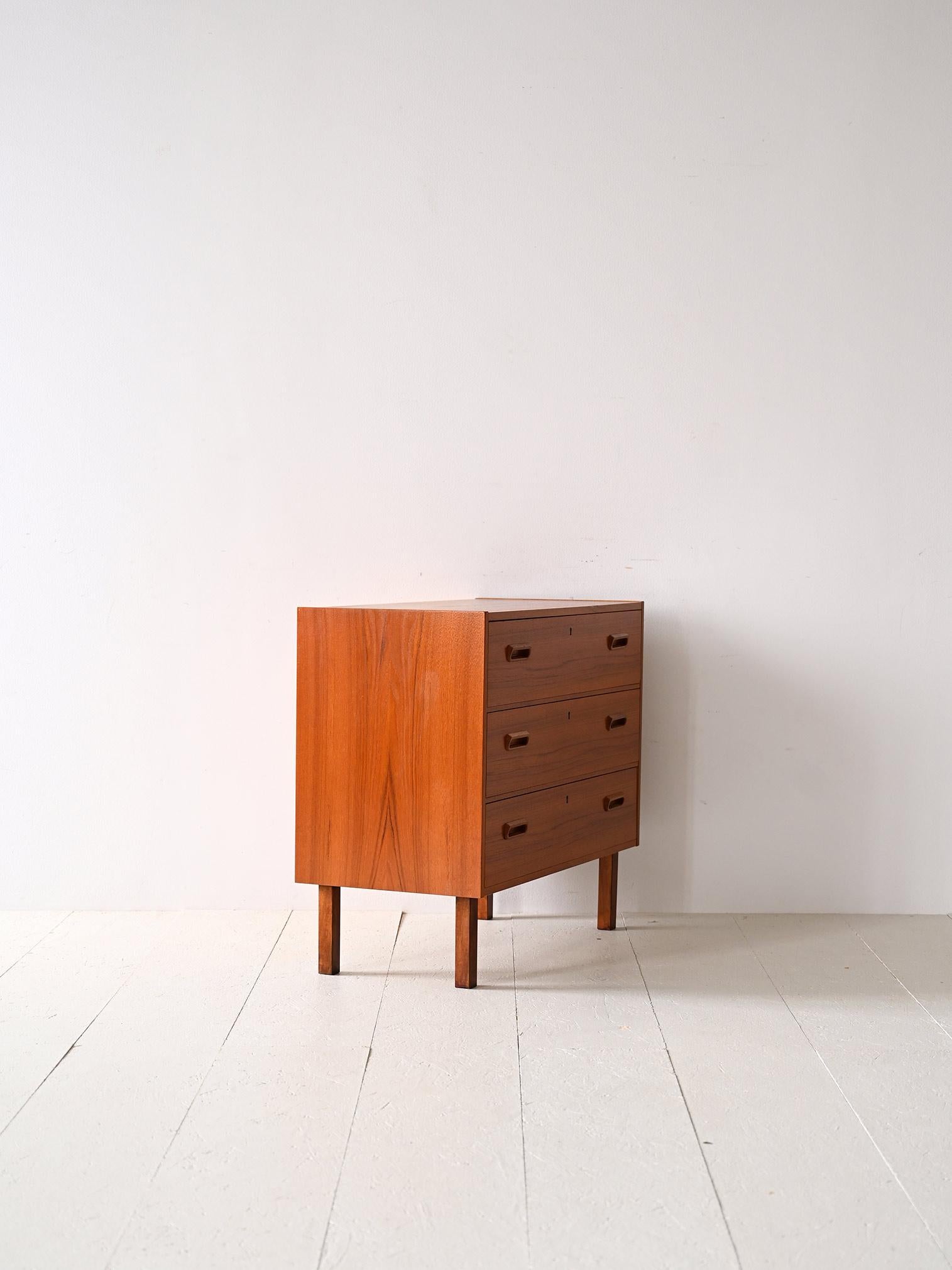 Scandinavian Modern Vintage teak chest of drawers with three drawers For Sale