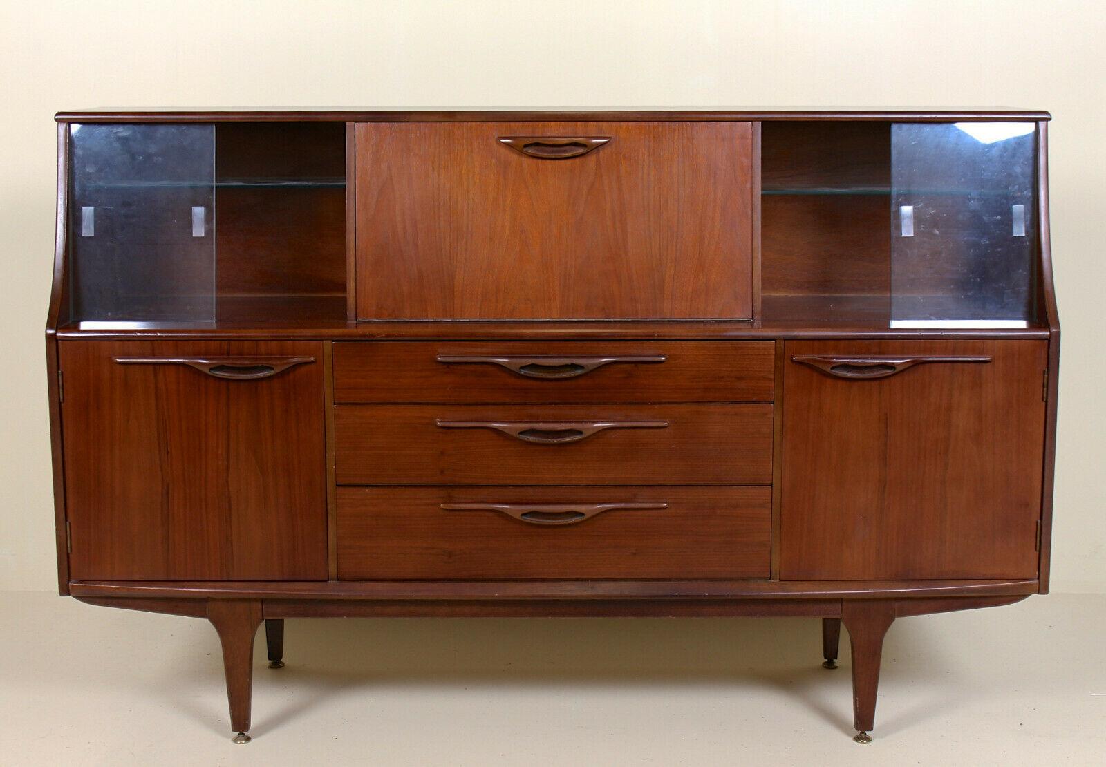 Vintage Teak Cocktail Sideboard Glazed Credenza Cabinet In Good Condition For Sale In Newcastle upon Tyne, GB