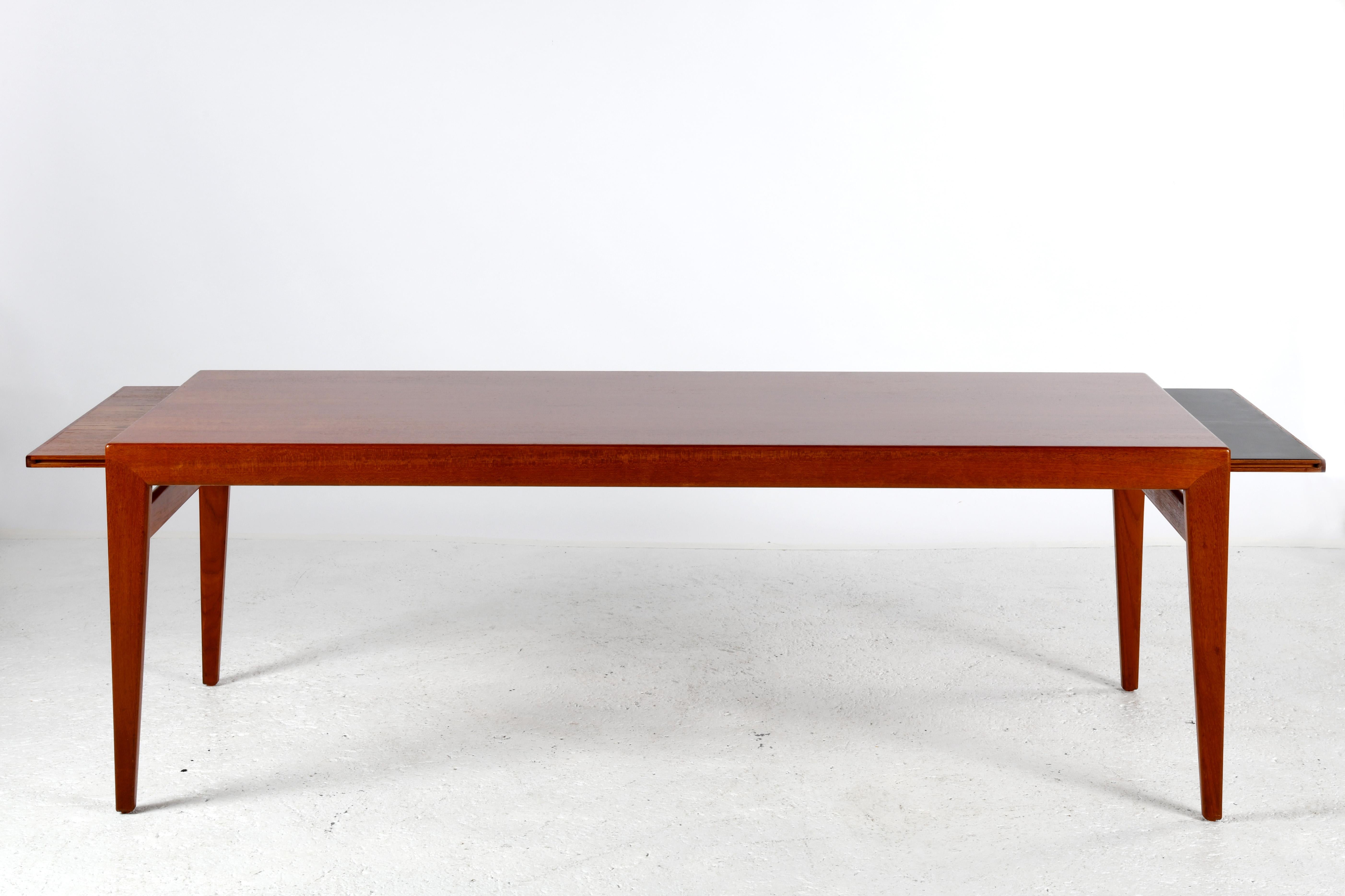 Vintage teak coffee table by Johannes Andersen with two extendible shelves 2