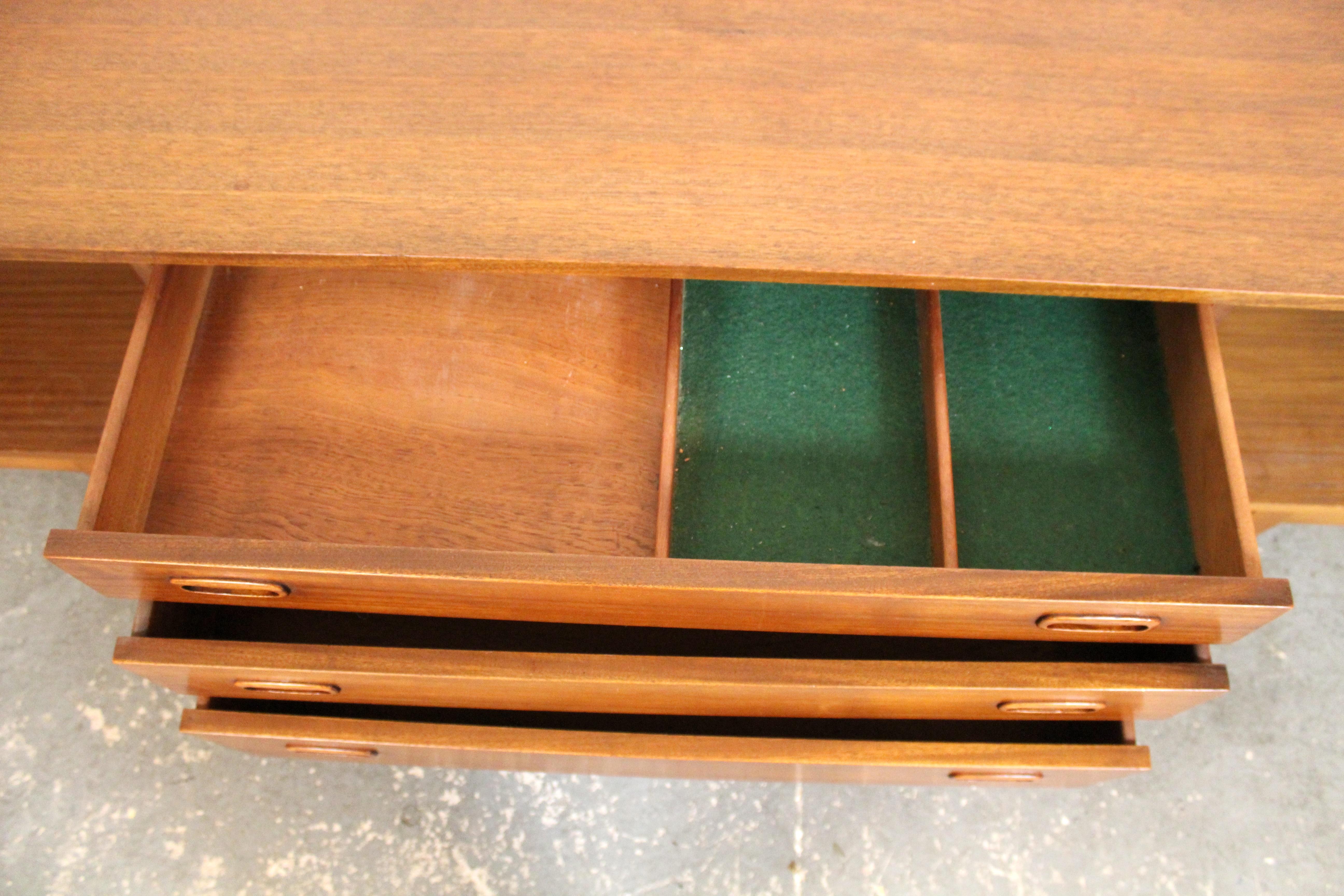 Crédence vintage en teck par Nathan Furniture en vente 2