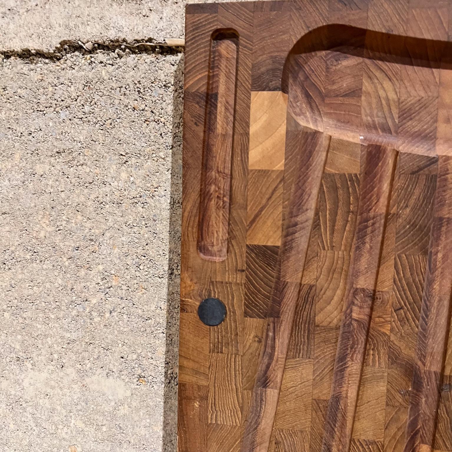 Vintage Teakholz Schneidebrett Butcher Block Carving im Zustand „Gut“ im Angebot in Chula Vista, CA