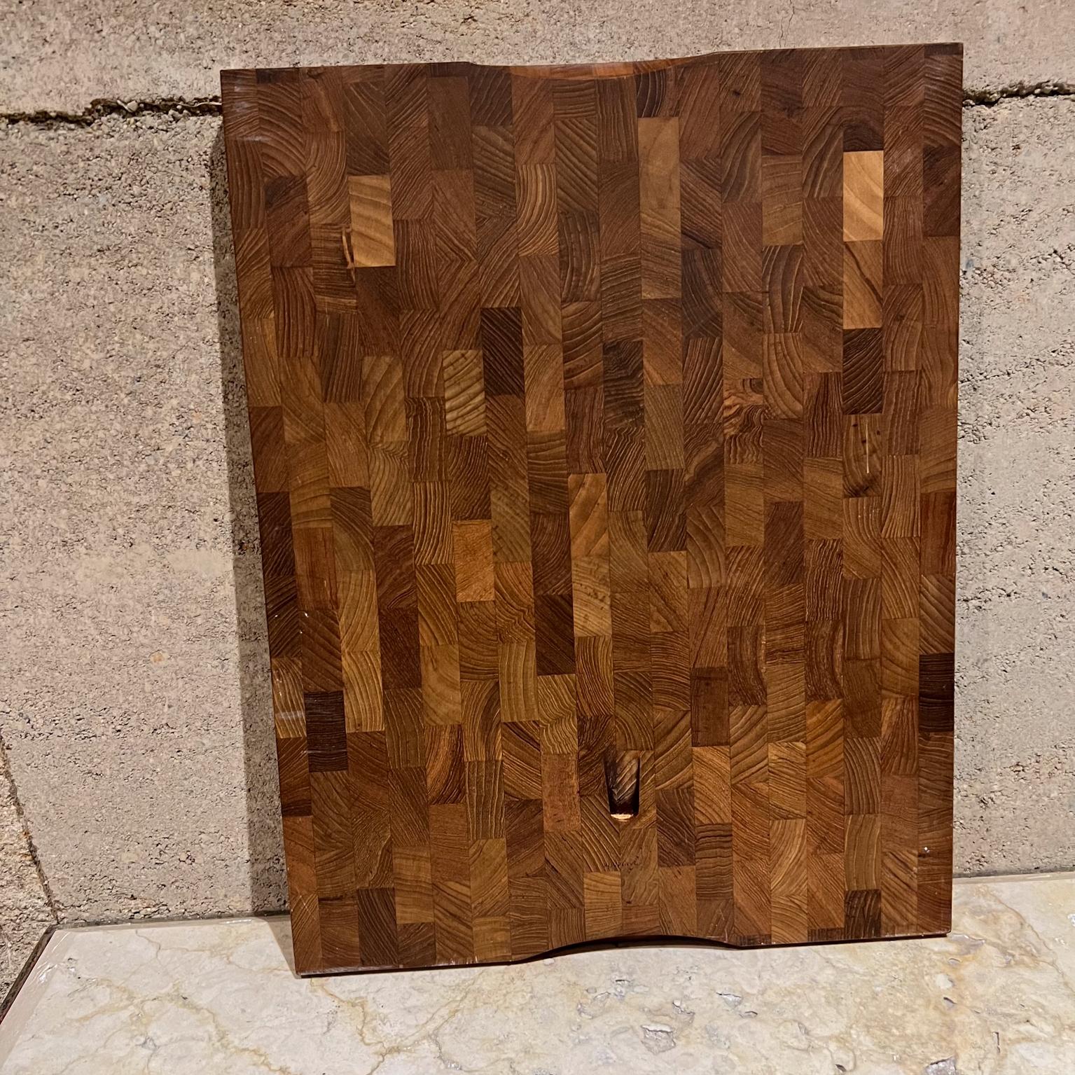 Vintage Teakholz Schneidebrett Butcher Block Carving (20. Jahrhundert) im Angebot