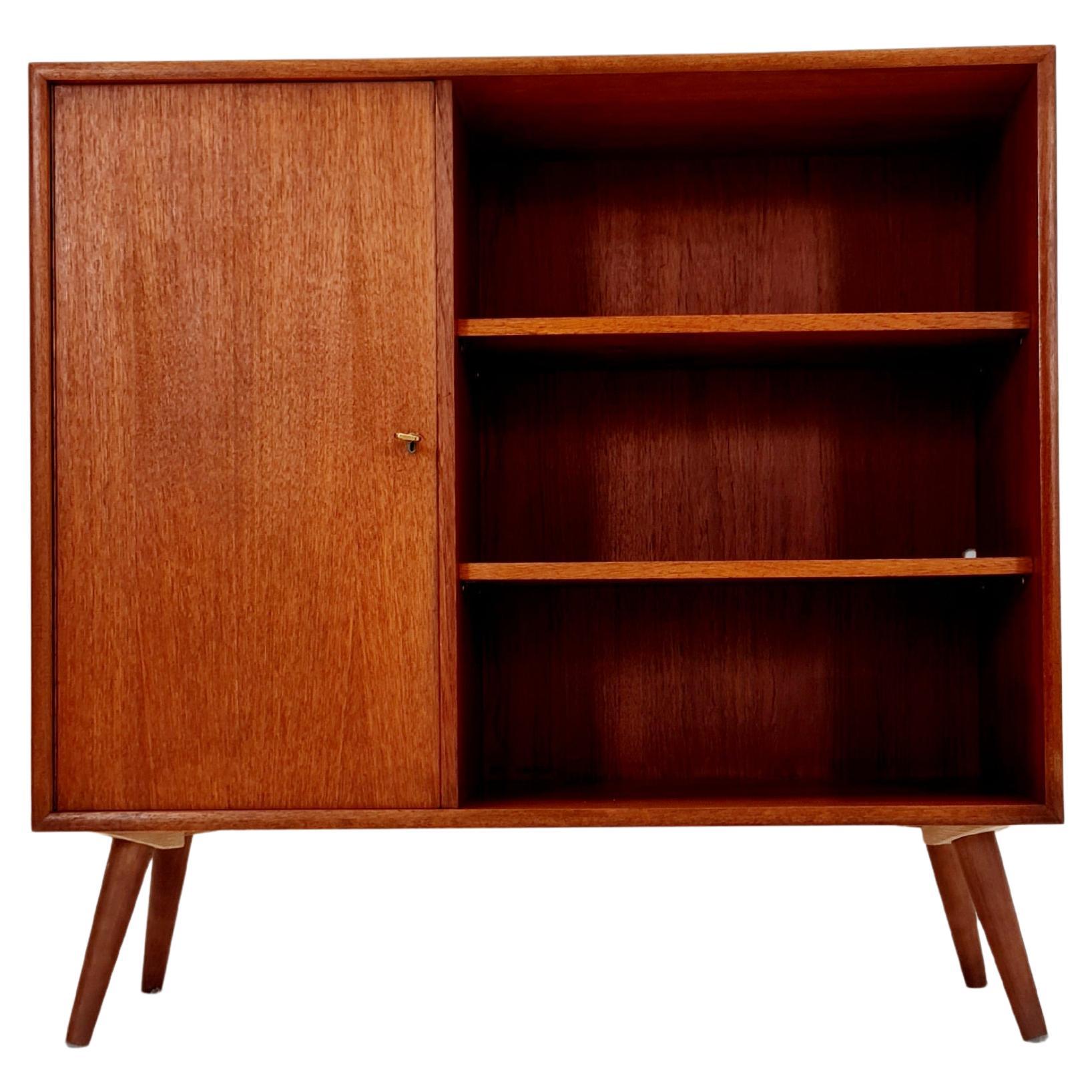 Vintage Teakholz dänischer Schrank Bücherschrank von WK Möbel  1960s