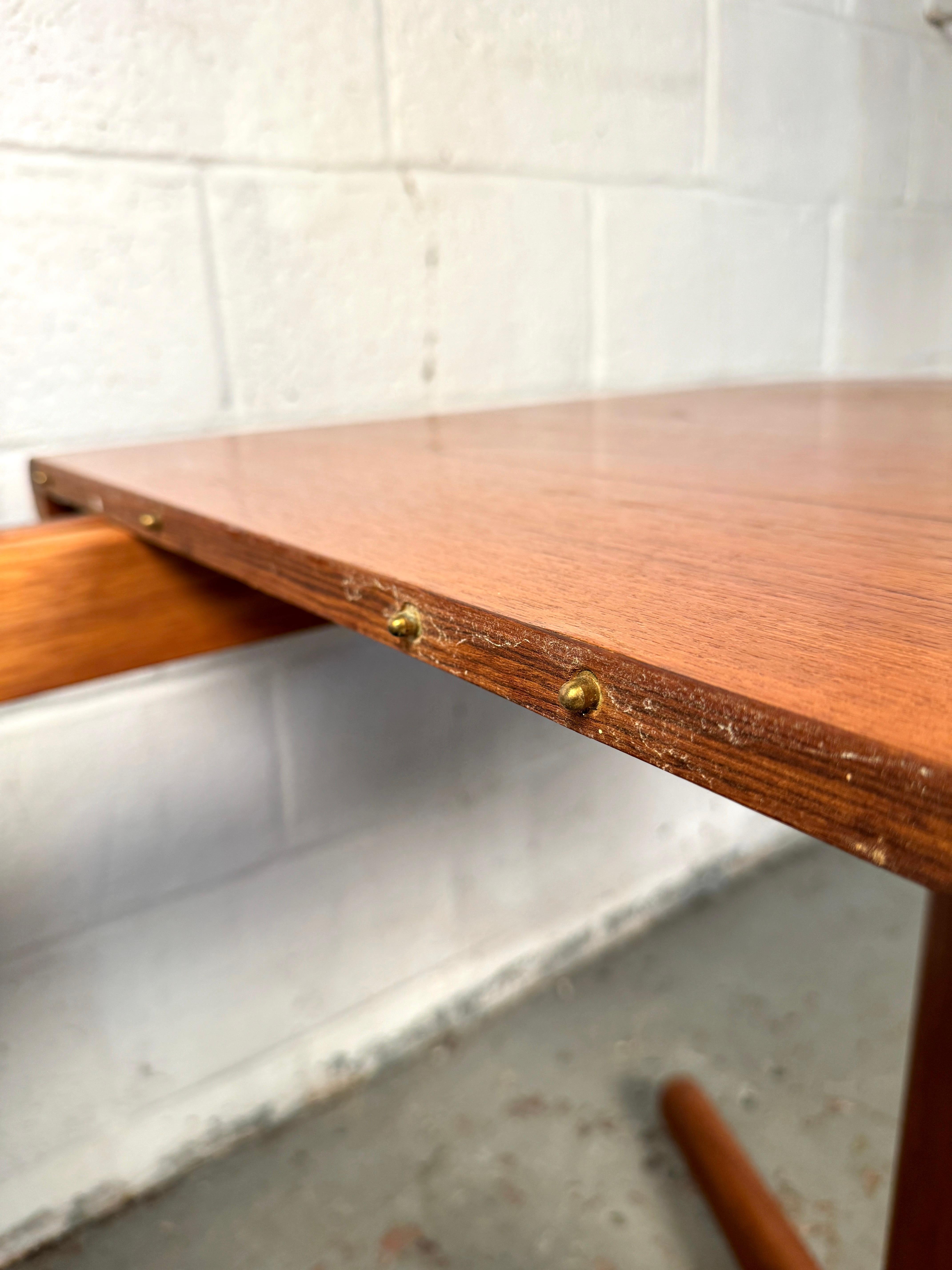 Vintage Teak Danish Leaf Table en vente 7