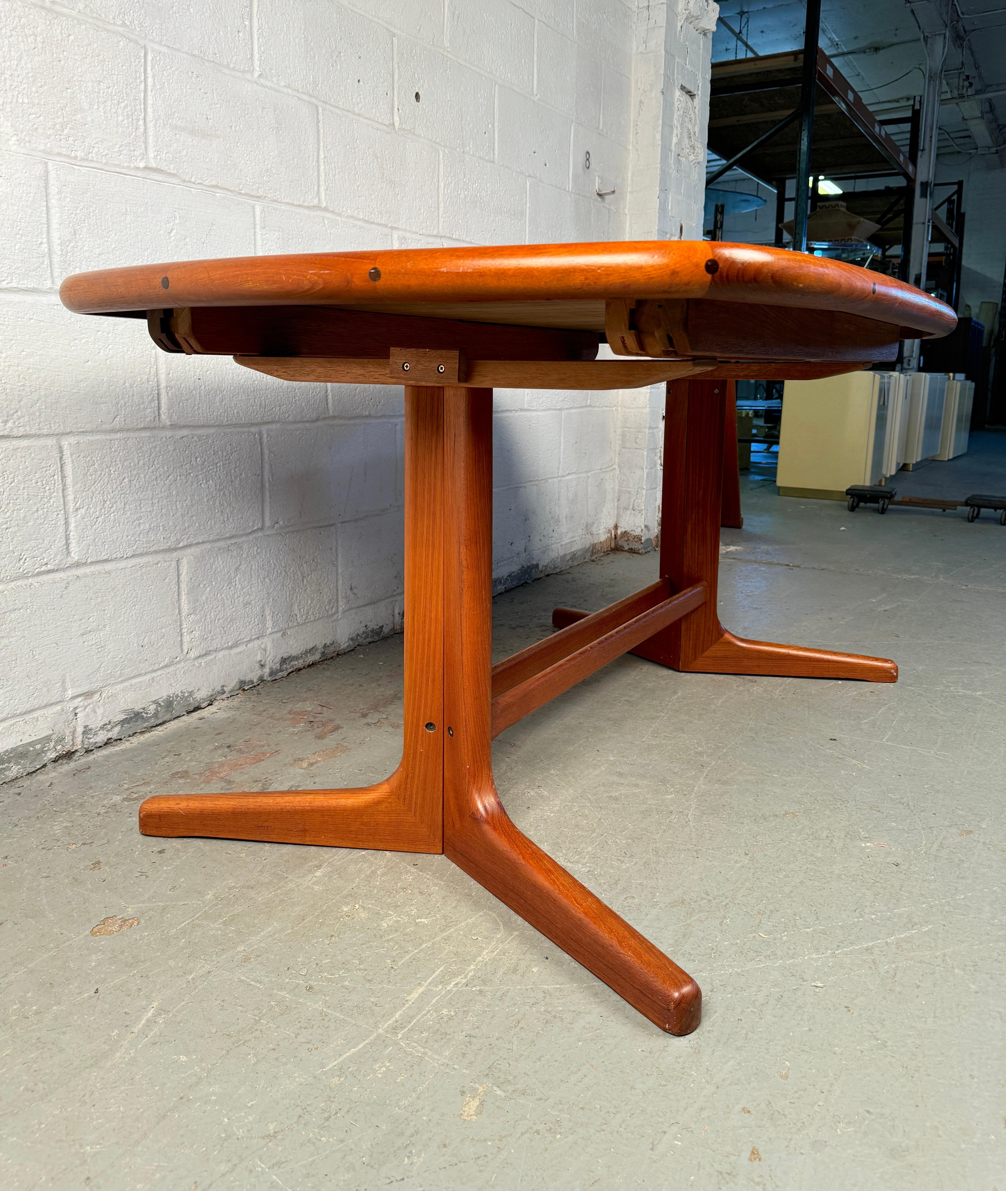 Vintage Teak Danish Leaf Table en vente 2