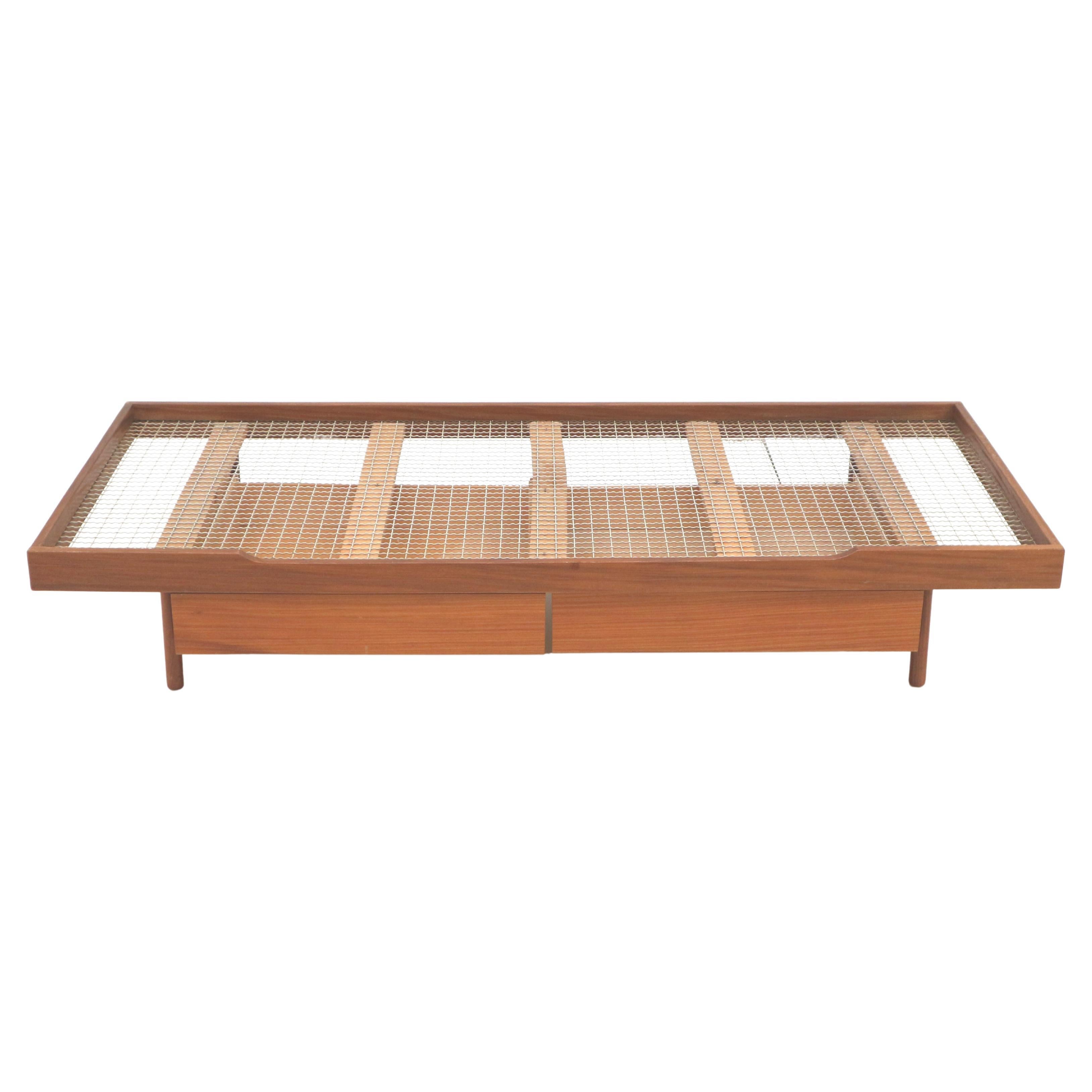 Vintage teak daybed made in the 60s