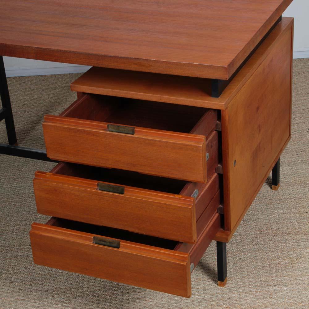 Vintage teak desk by Pierre Guariche, 1960s in vendita 1