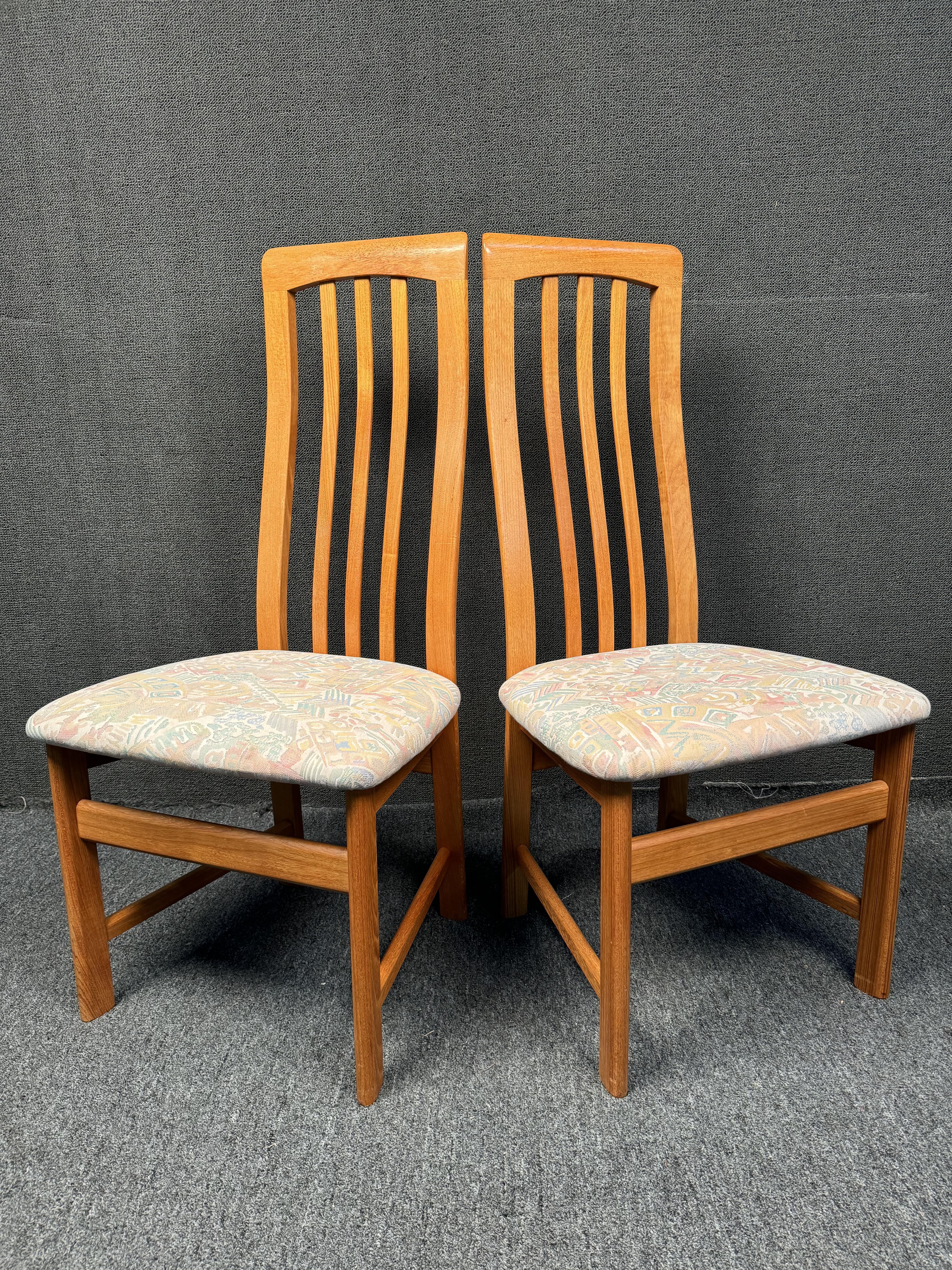 Vintage Teak Dining Chairs by Nordic Furniture In Good Condition For Sale In Brooklyn, NY