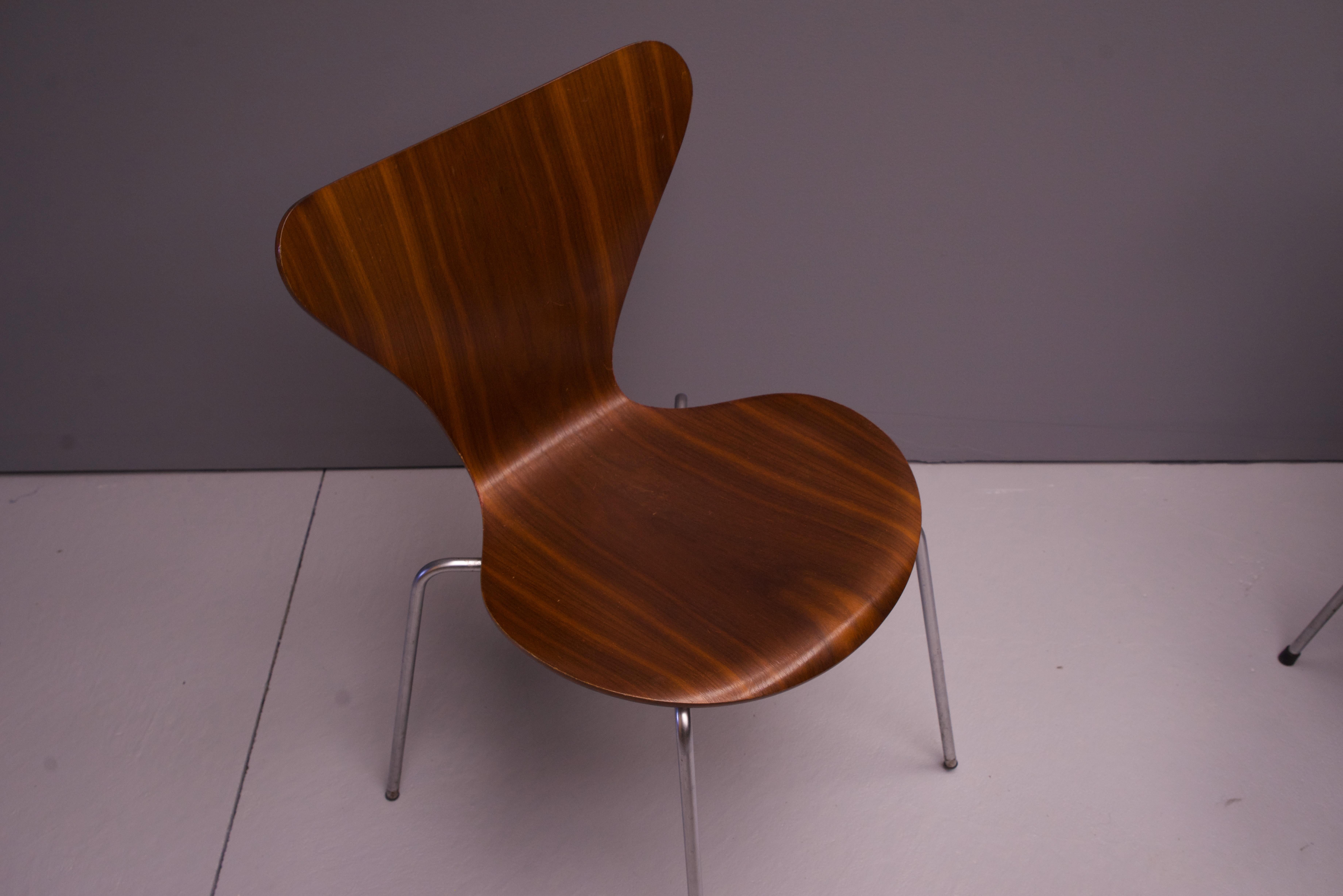 Vintage Teak Dining Chairs Fritz Hansen Series 7 Ant Chairs Arne Jacobsen Danish For Sale 4