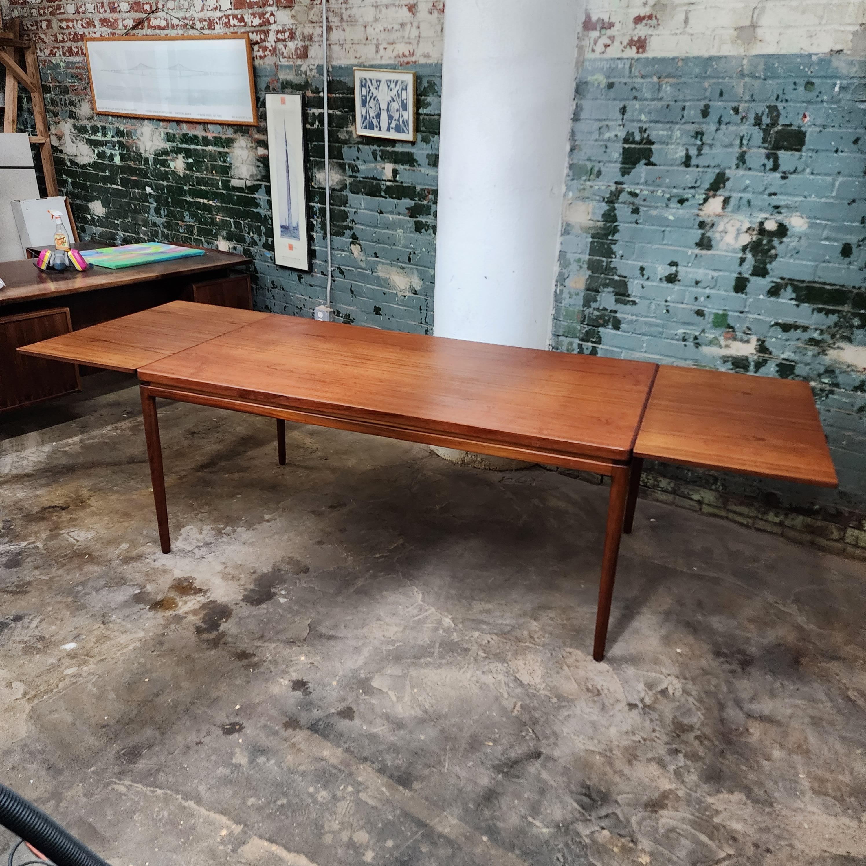 Vintage Teak Dining Table by Johannes Andersen for Christian Linneberg 1