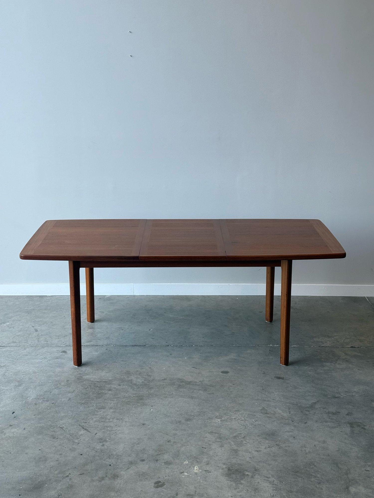 Mid-20th Century Vintage Teak Dining Table with Banded Edges