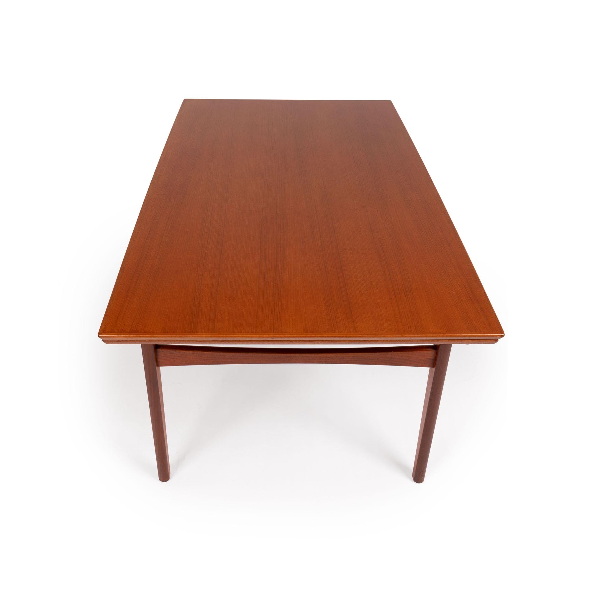 Danois Table à manger extensible en teck vintage par Knud Nielsen pour Møbelfabrik Løsning en vente