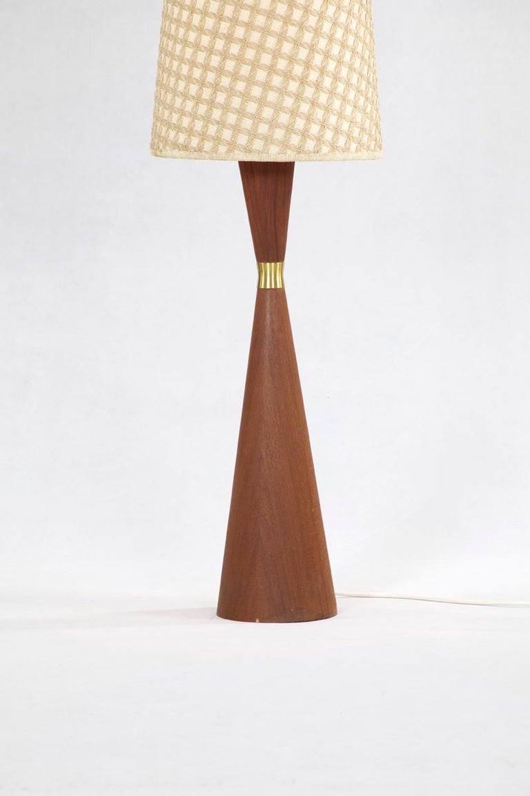 Vintage teak floor lamp with wool shade from the 1960s. Design PARKER