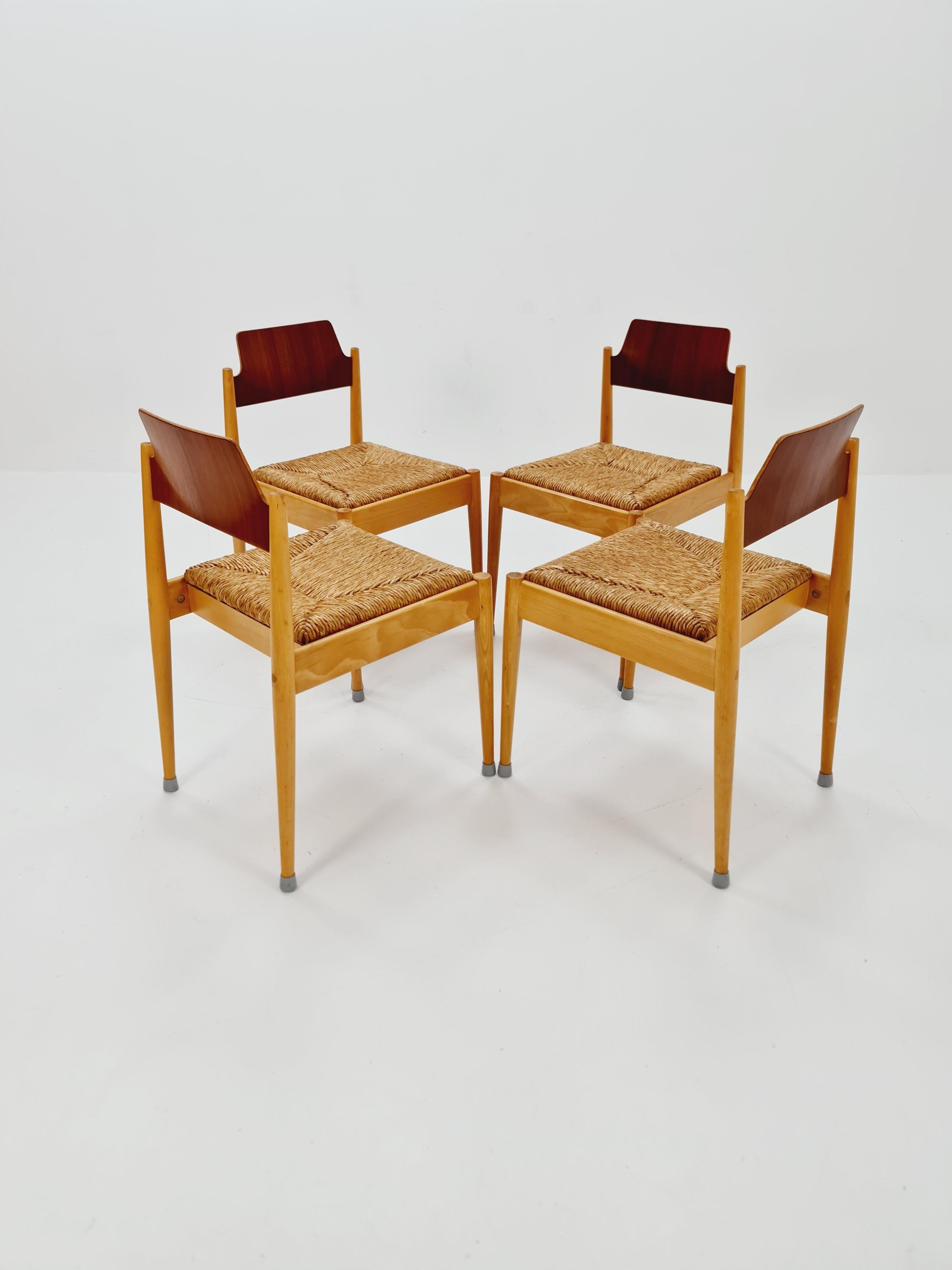 Sedie da pranzo tedesche in teak vintage di Egon Eiermann per Wilde + Spieth, 1950 in vendita 7