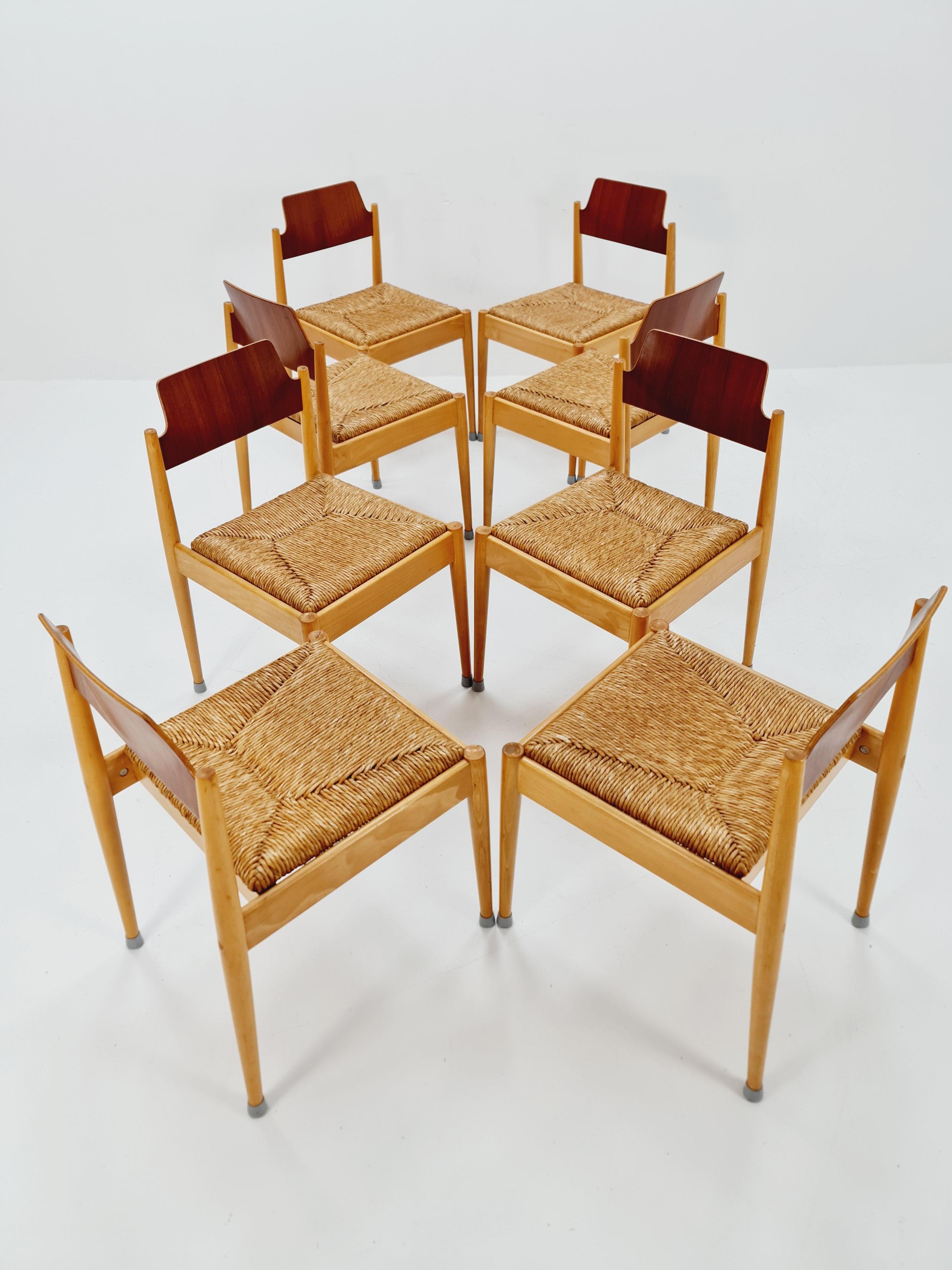 Sedie da pranzo tedesche in teak vintage di Egon Eiermann per Wilde + Spieth, 1950 in vendita 8
