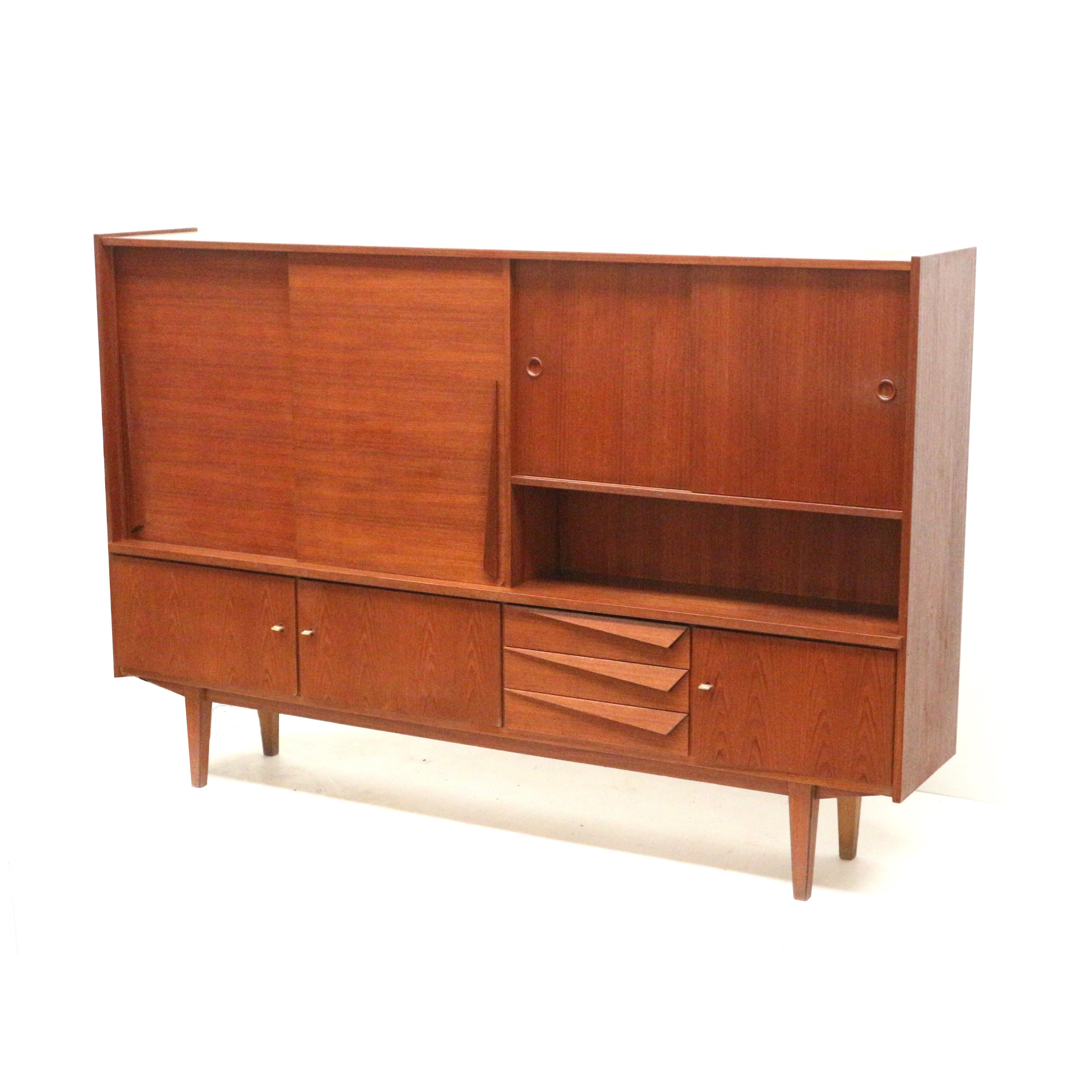 Mid-Century Modern Vintage teak highboard/wall unit/sideboard from the 1960s For Sale
