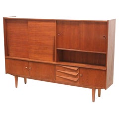 Vintage teak highboard/wall unit/sideboard from the 1960s