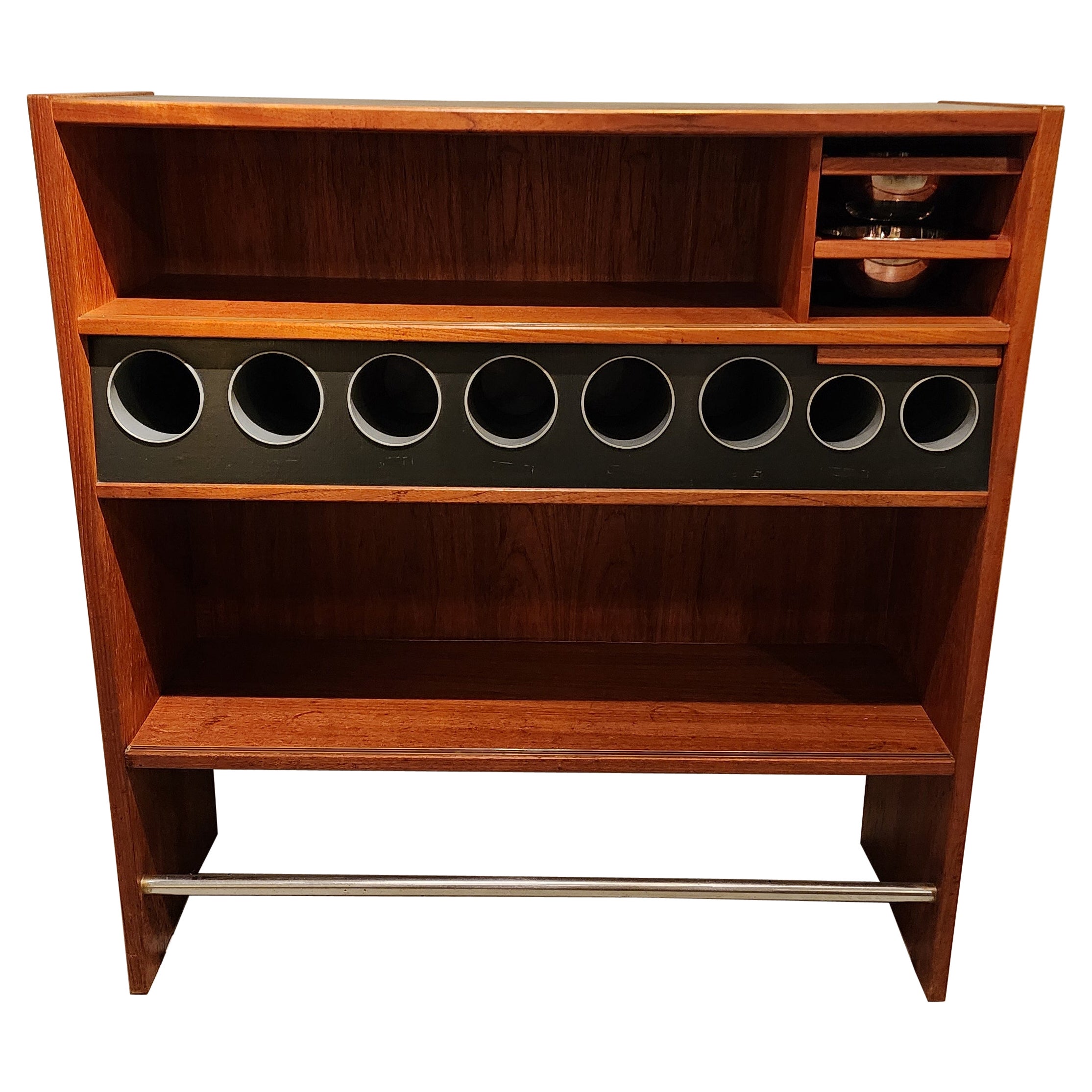 Vintage Teak HM3 dry bar by Poul Heltborg.