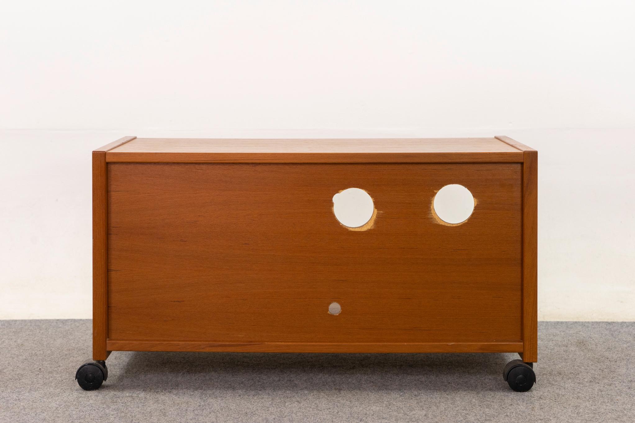 Meuble multimédia vintage en teck 2