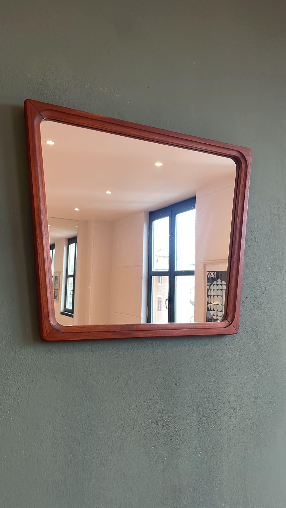 Mid-Century Modern Miroir vintage en teck, Danemark 1960 en vente