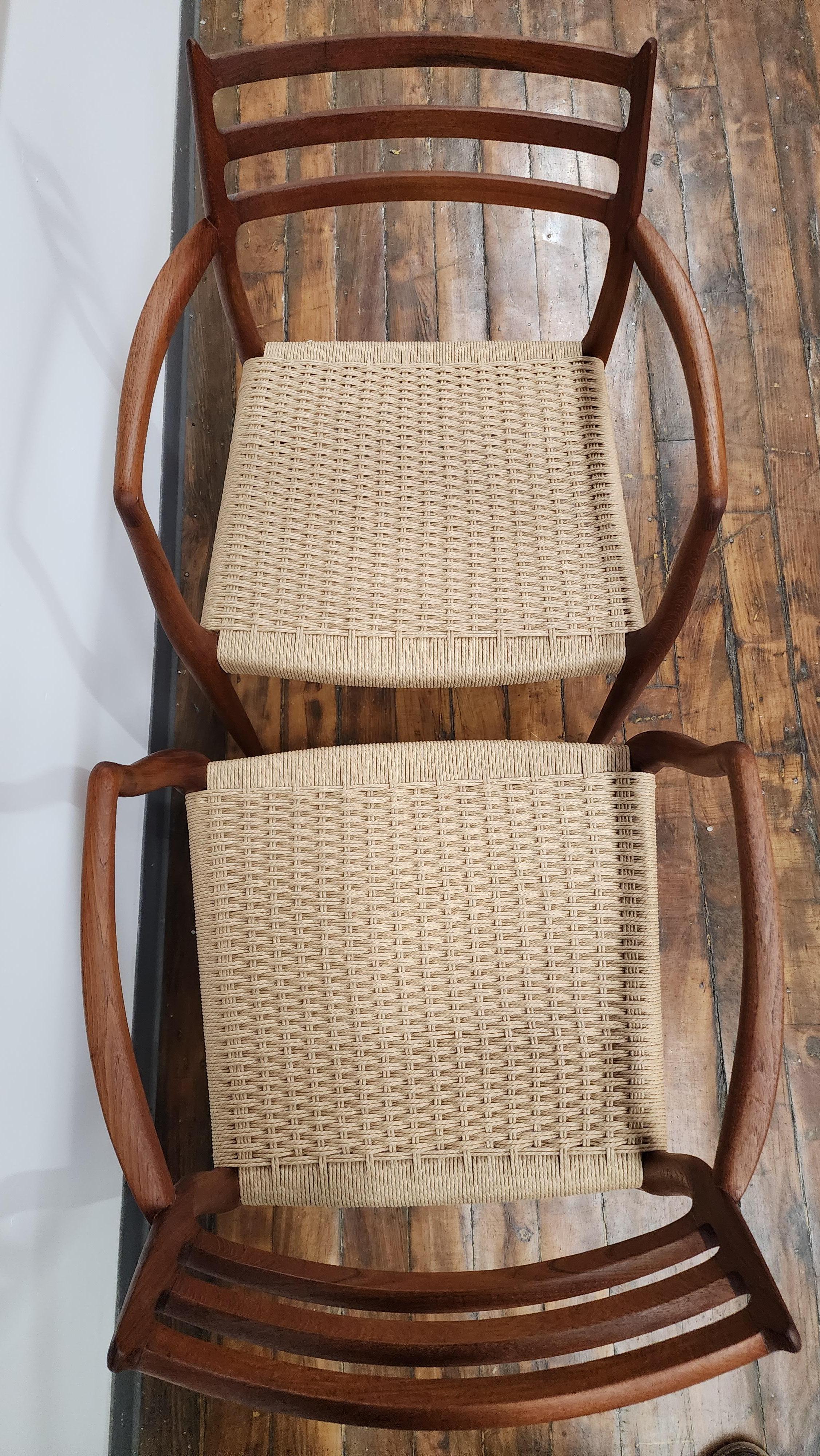 Vintage Kapitänsstuhl aus Teakholz, Modell 56, von Niels Moller im Zustand „Gut“ im Angebot in Philadelphia, PA