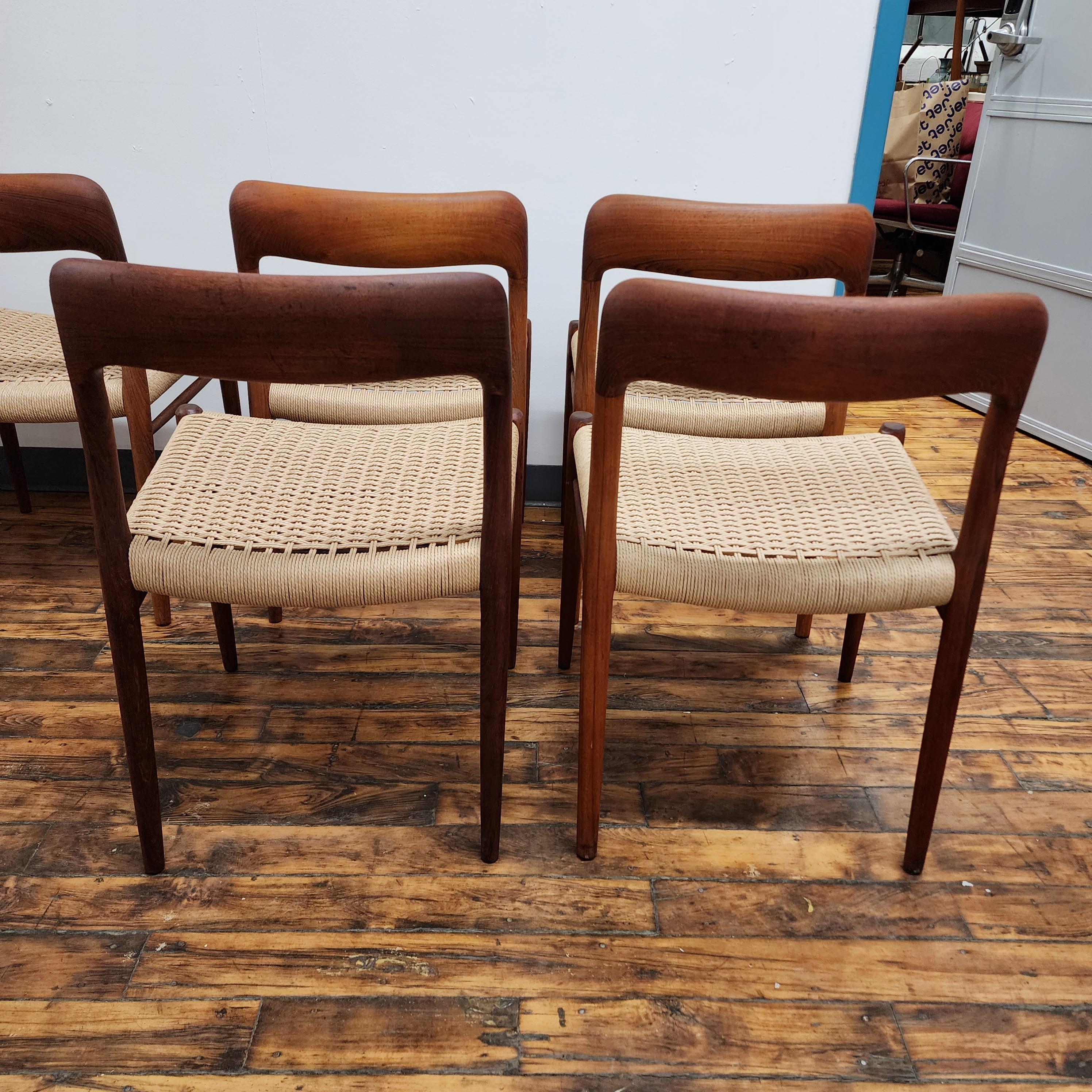 Vintage Teak Moller 75 Dining Chair For Sale 3