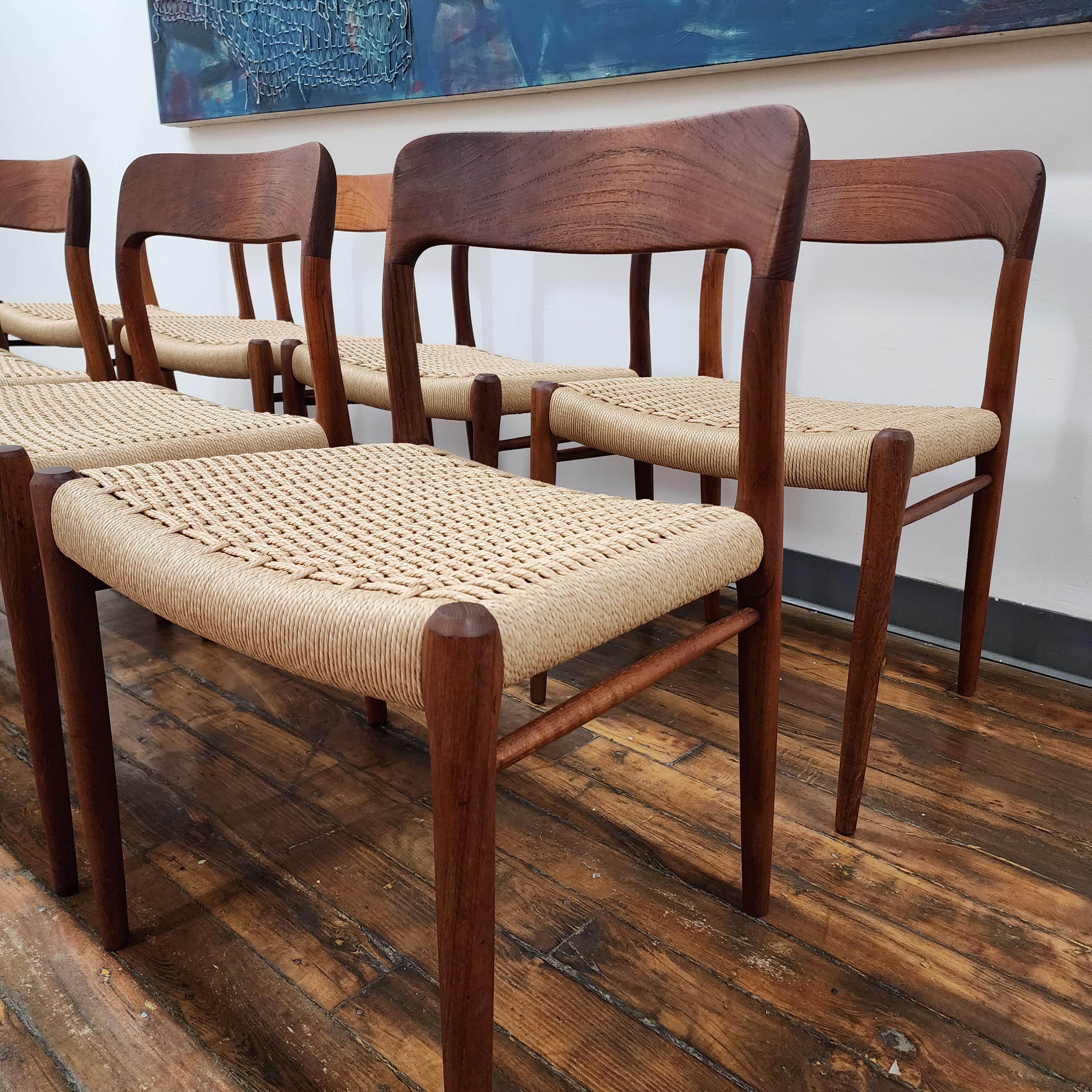 Papercord Vintage Teak Moller 75 Dining Chair For Sale